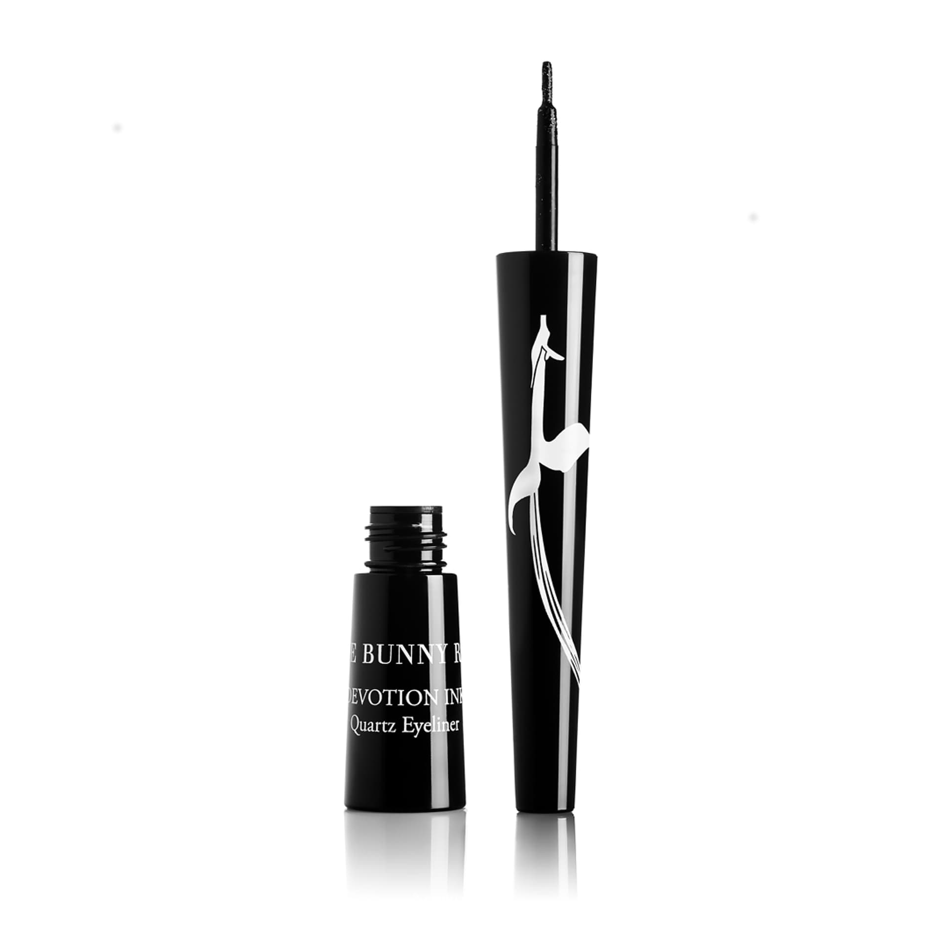 

ROUGE BUNNY ROUGE Devotion Ink Quartz Eyeliner eyeliner w płynie Antrhracite Essence 2,5ml