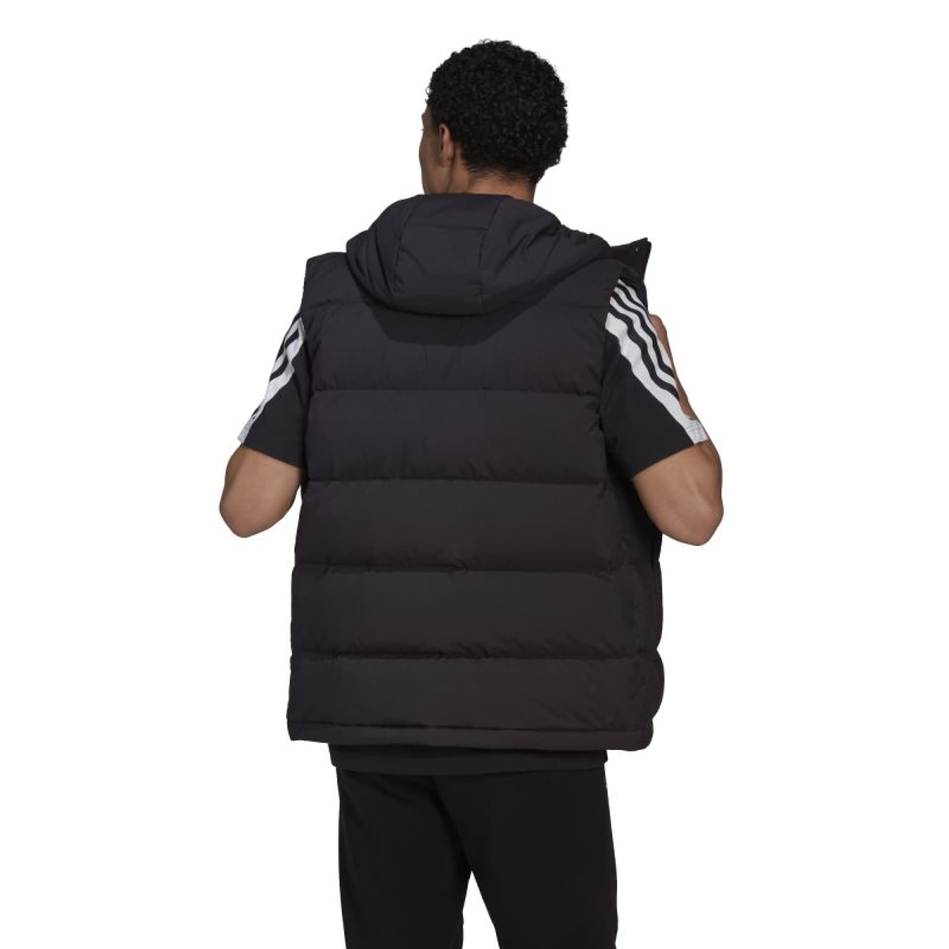 

Kamizelka adidas Helionic Vest M (kolor Czarny, rozmiar S (173cm))