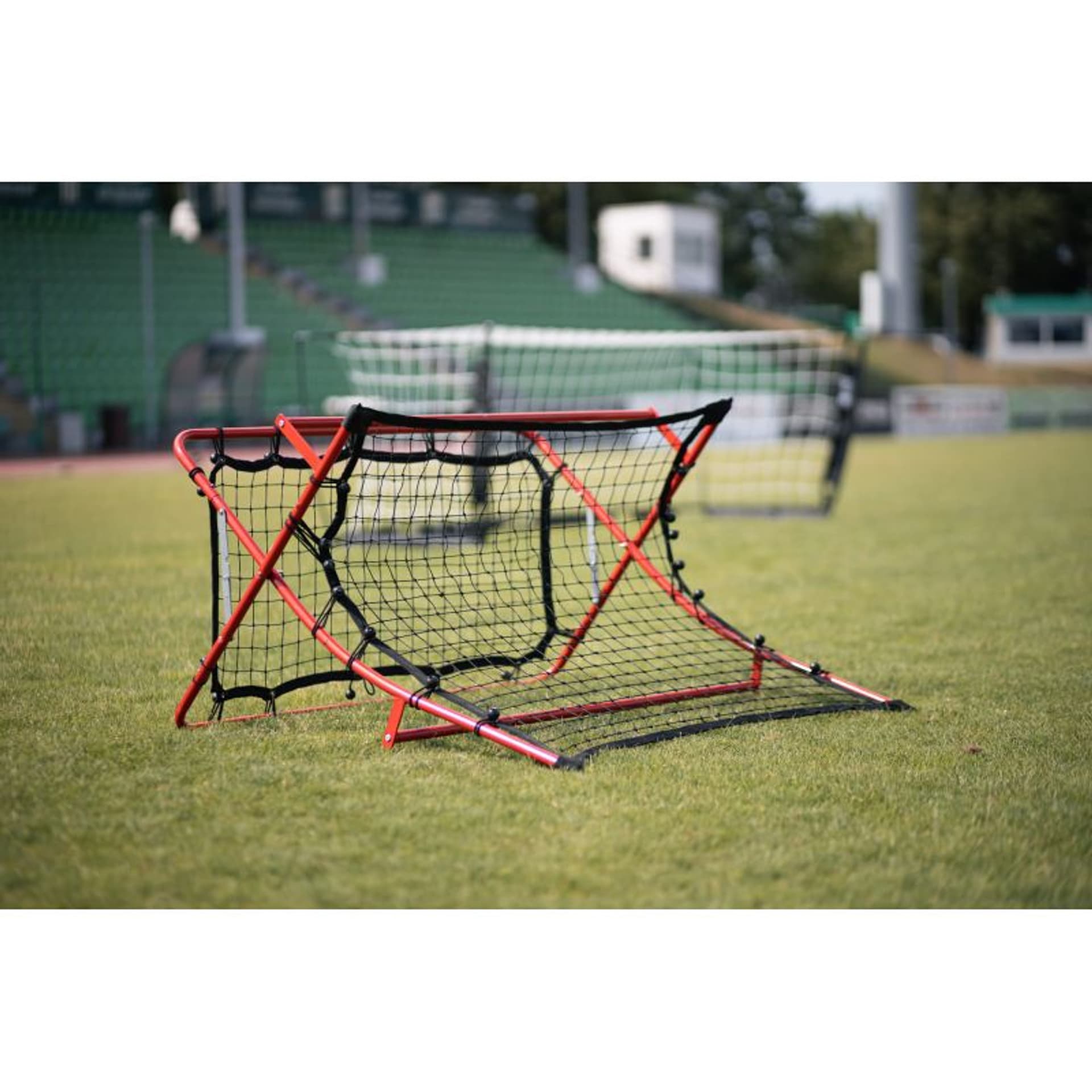 

Rebounder Pro Solo Zina 02625 (kolor Czarny. Czerwony)