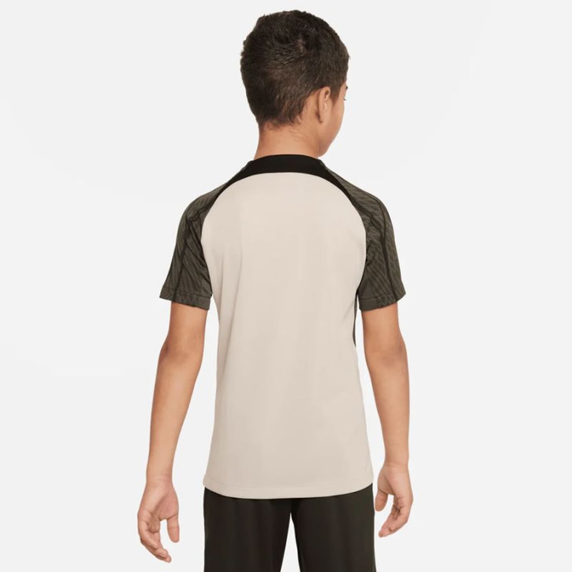 

Koszulka Nike FC Barcelona Strike Jr DX3076 (kolor Zielony, rozmiar M (137-147))