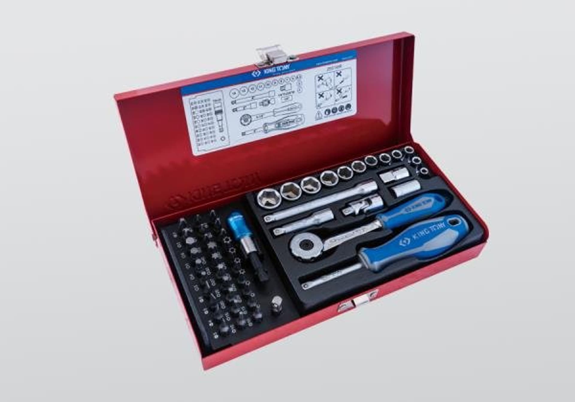 

ZESTAW NARZĘDZI 1/4" 51cz. NASADKI KRÓTKIE, 6-kąt. 4 - 14mm, BITY 1/4" Z GRZECHOTKĄ I AKCESORIAMI, KASETA King Tony