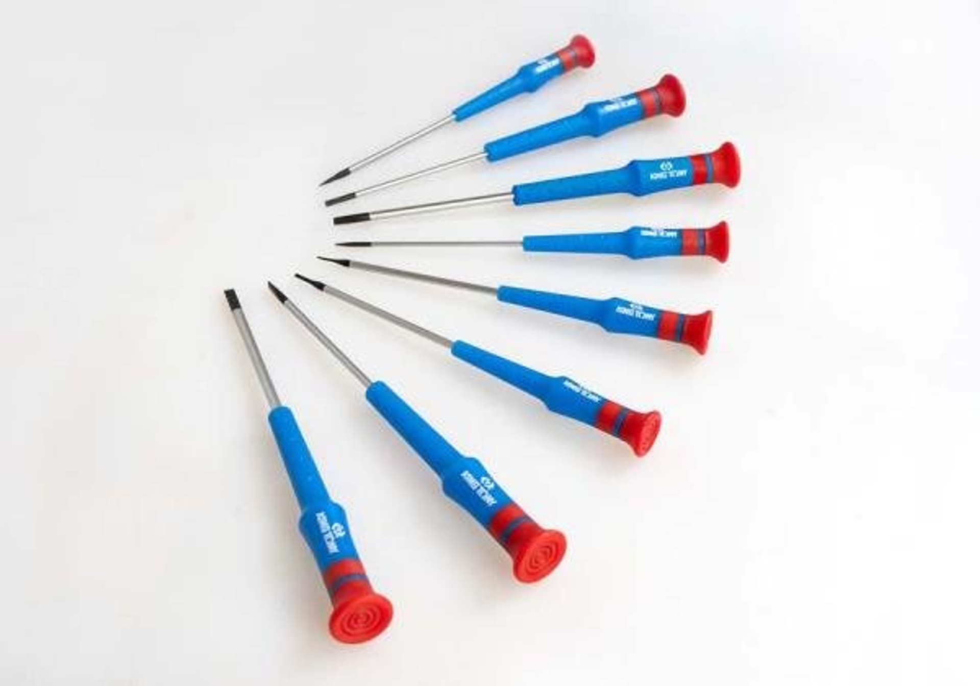 

ZESTAW WKRĘTAKÓW PRECYZYJNYCH 8cz. PŁASKIE 1,0 - 4,0 x 75mm, PUDEŁKO King Tony