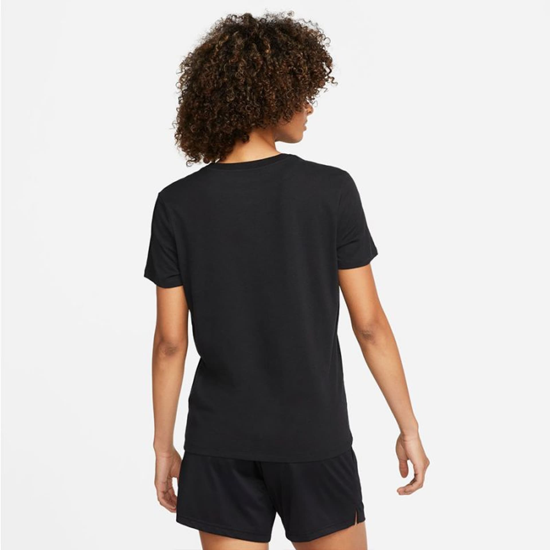 

Koszulka Nike DF Swoosh W FD2884 (kolor Czarny, rozmiar S)