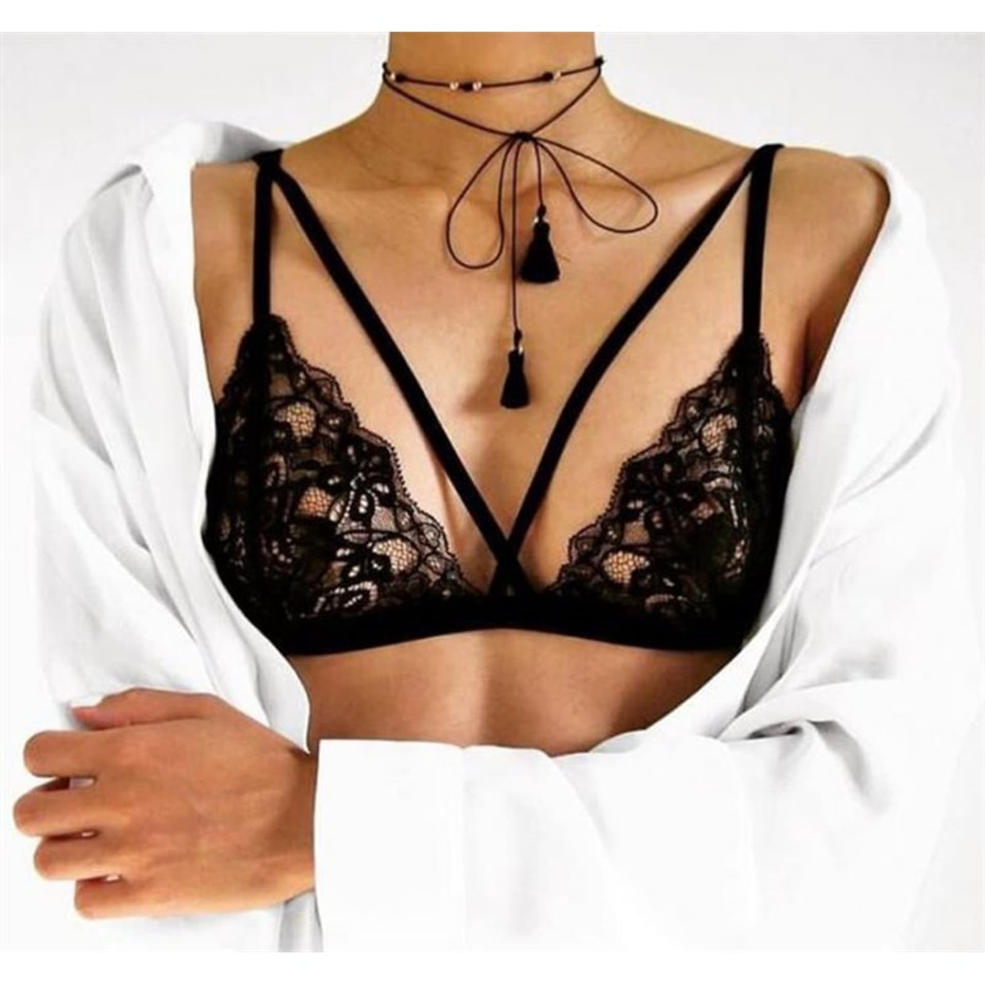 

NASZYJNIK WIĄZNY CHOKER RZEMYK FRĘDZLE BIAŁY