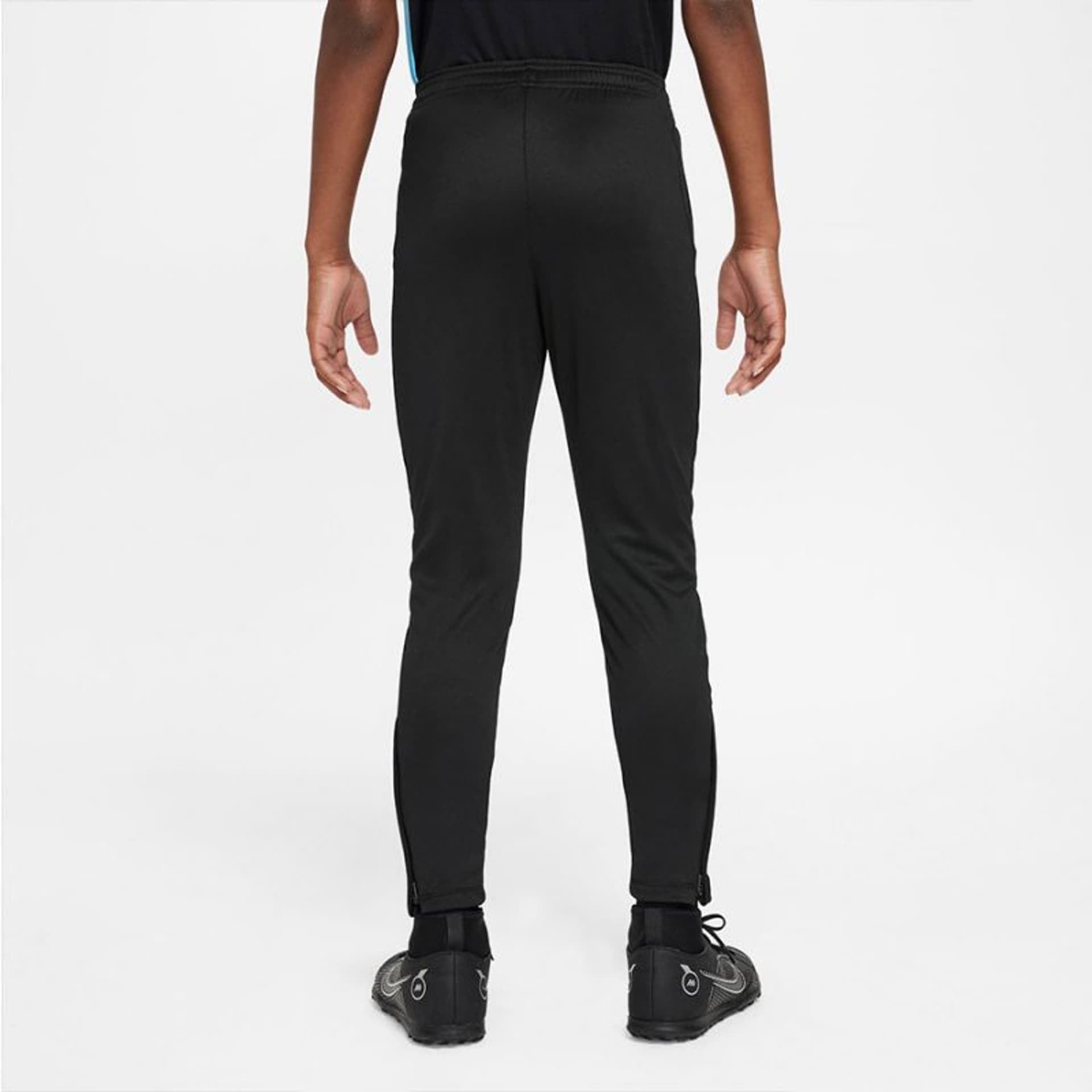 

Spodnie Nike Kylian Mbappe M FD3145 (kolor Czarny, rozmiar XL)