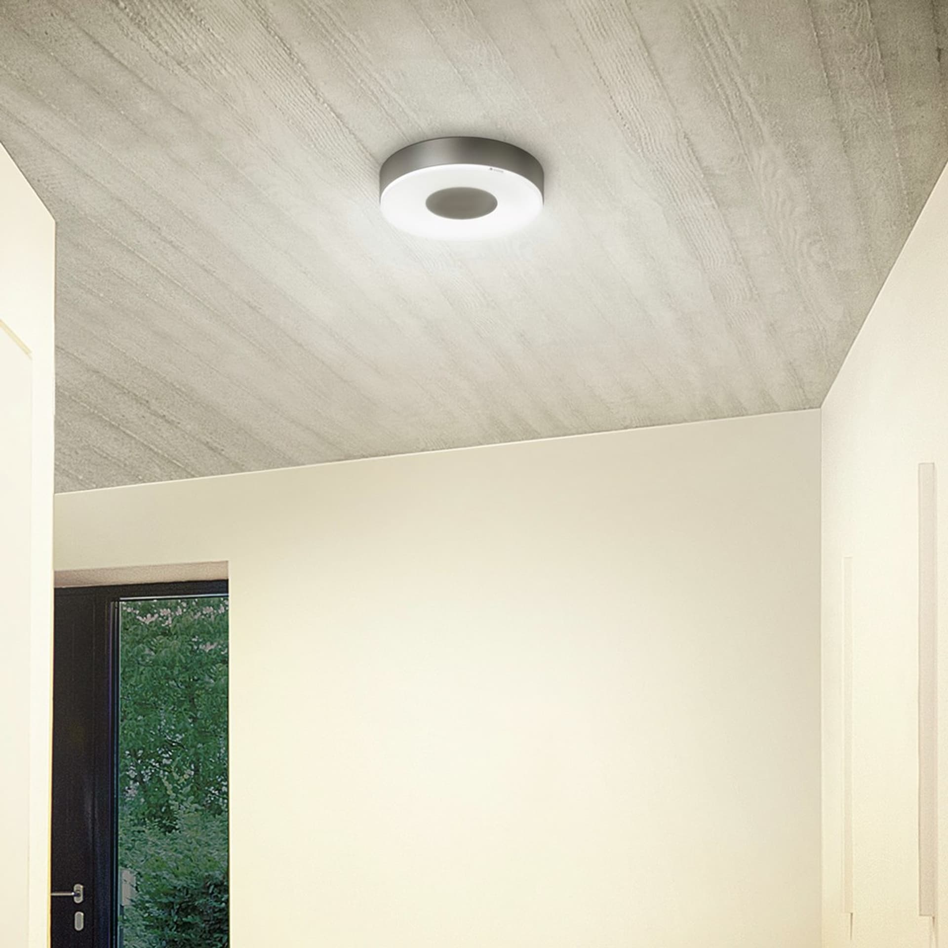 

Plafon z czujnikiem RS200 sc LED 17,1W