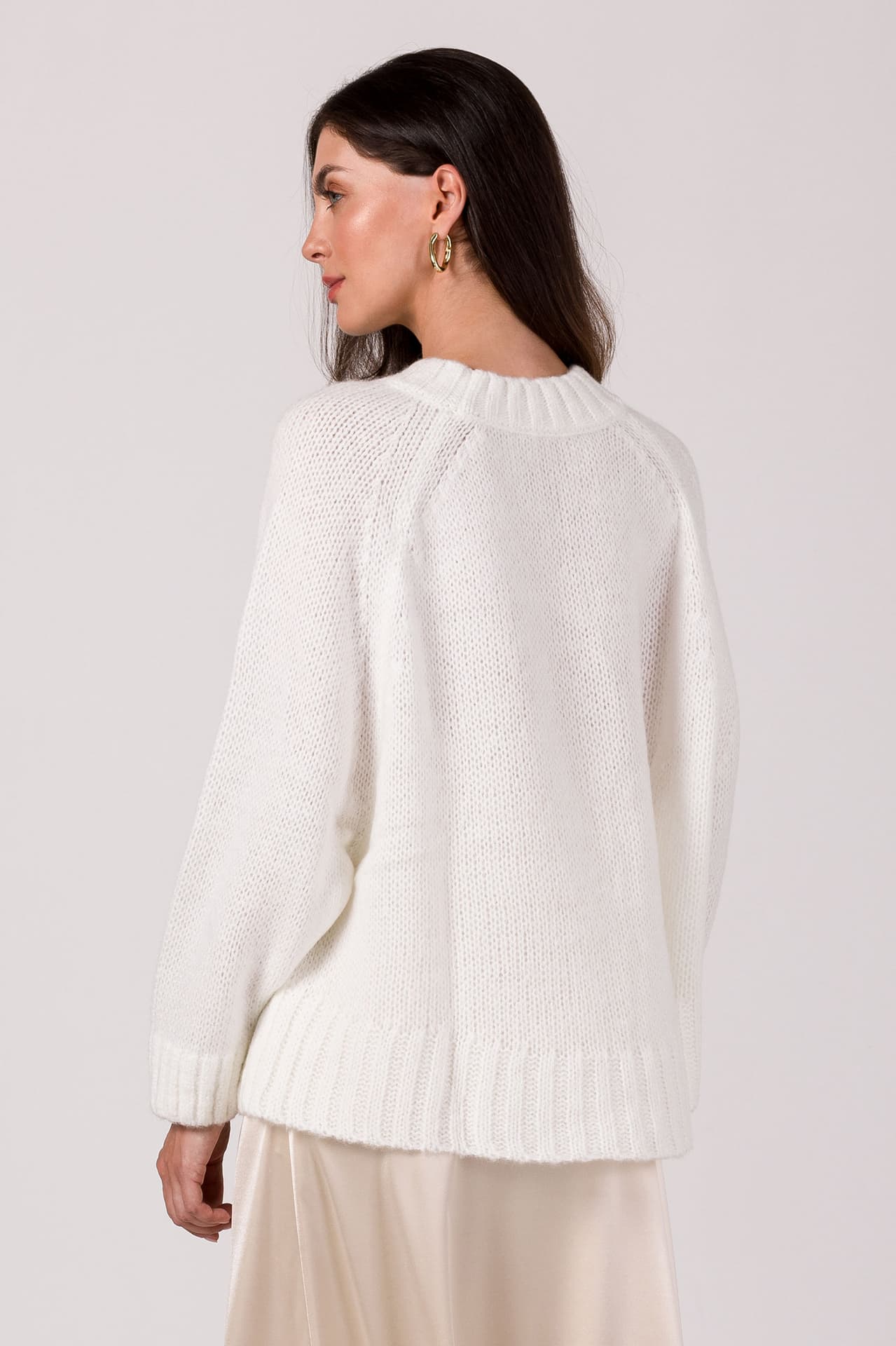 

BK105 Sweter z nietoperzowymi rękawami - biały (kolor biały, rozmiar uniwersalny)