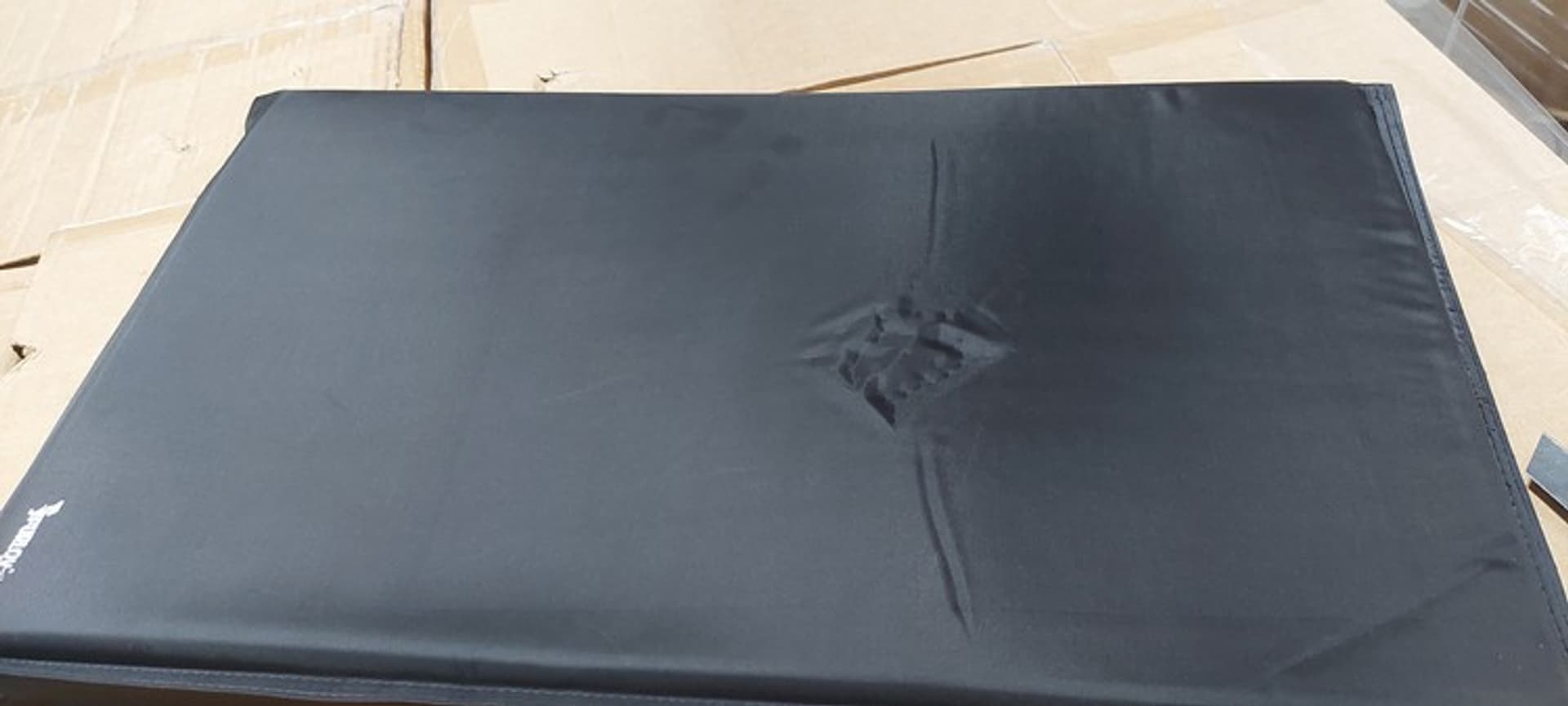 

Mata chłodząca dla zwierząt 90x50cm - II gatunek