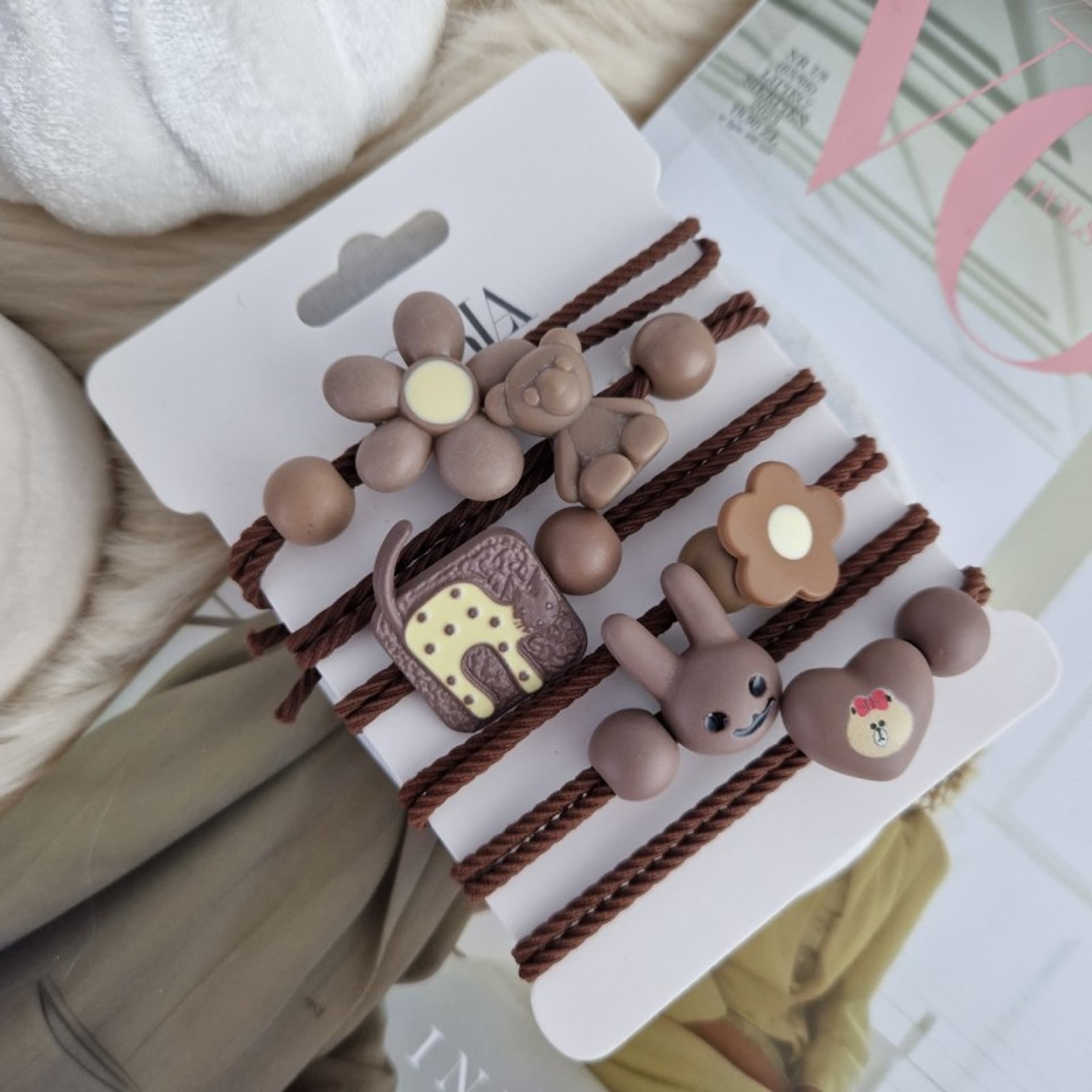 

Zestaw frotek gumek 6w1 na plakietce Misie GUM142