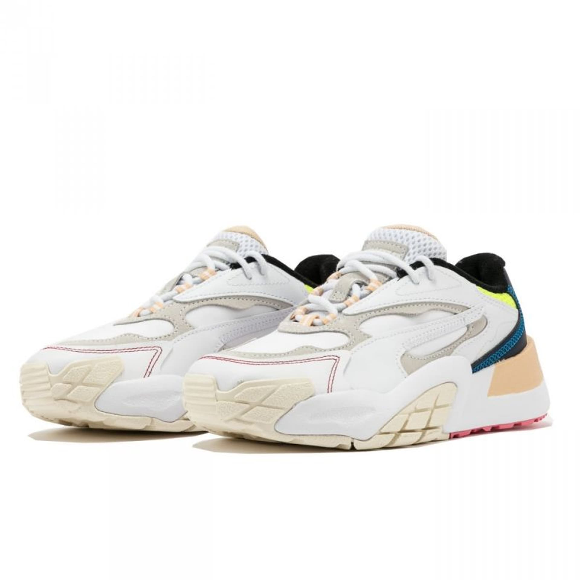 

Buty Puma Hedra Fantasy W 374866 (kolor Biały, rozmiar 40)