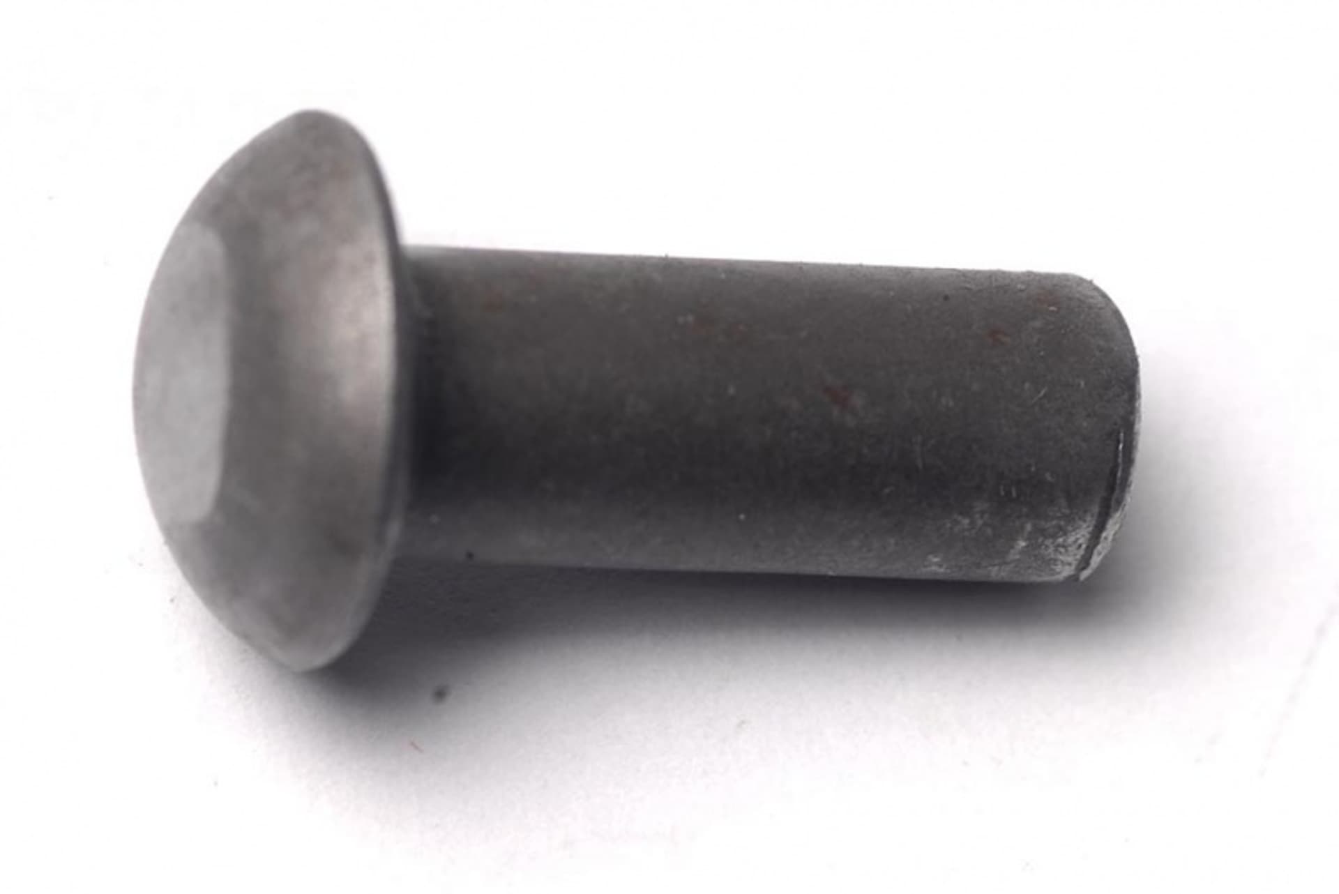 

NIT STALOWY ŁEB KULISTY 8*20MM