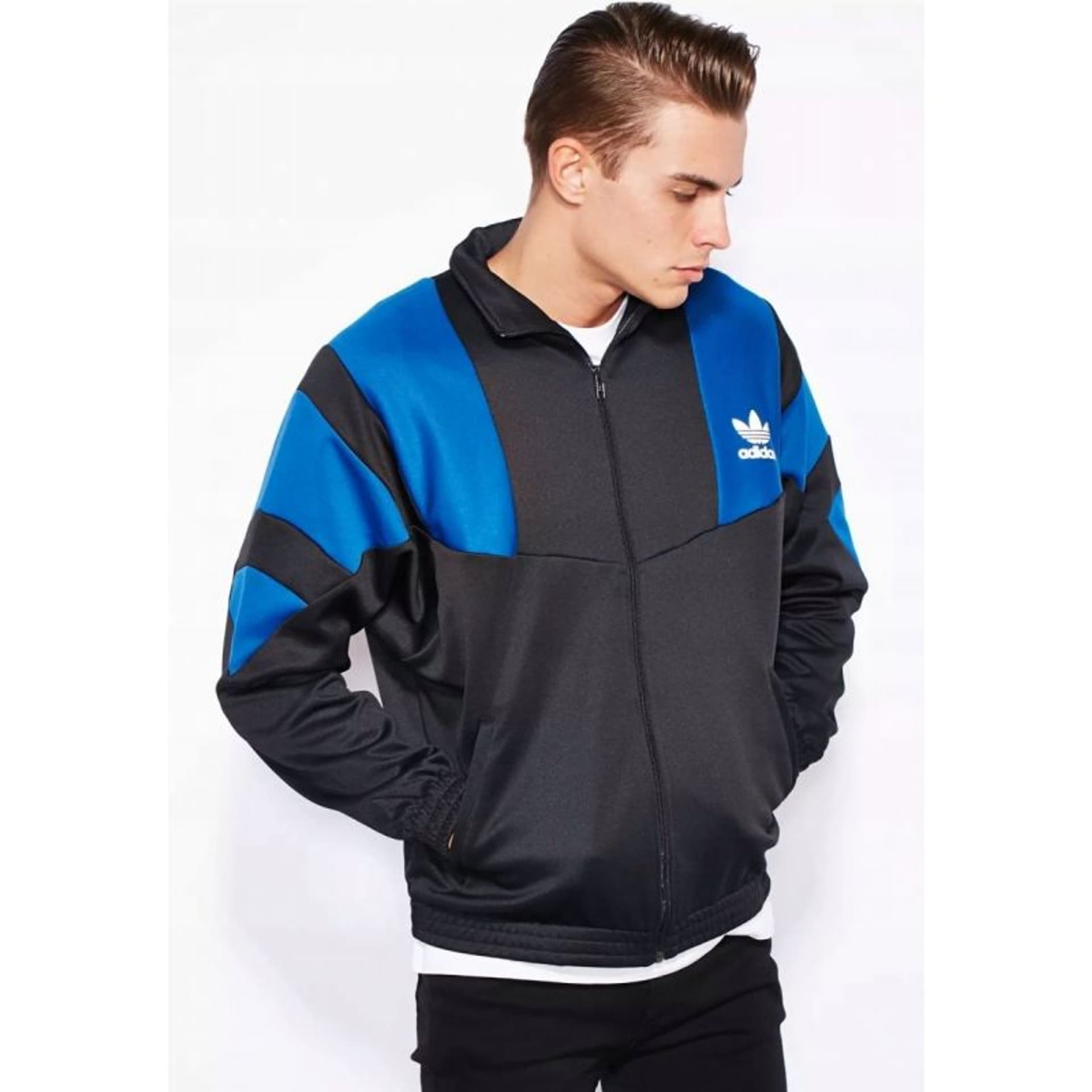 

Bluza adidas Originals Training M (kolor Czarny. Niebieski, rozmiar S)