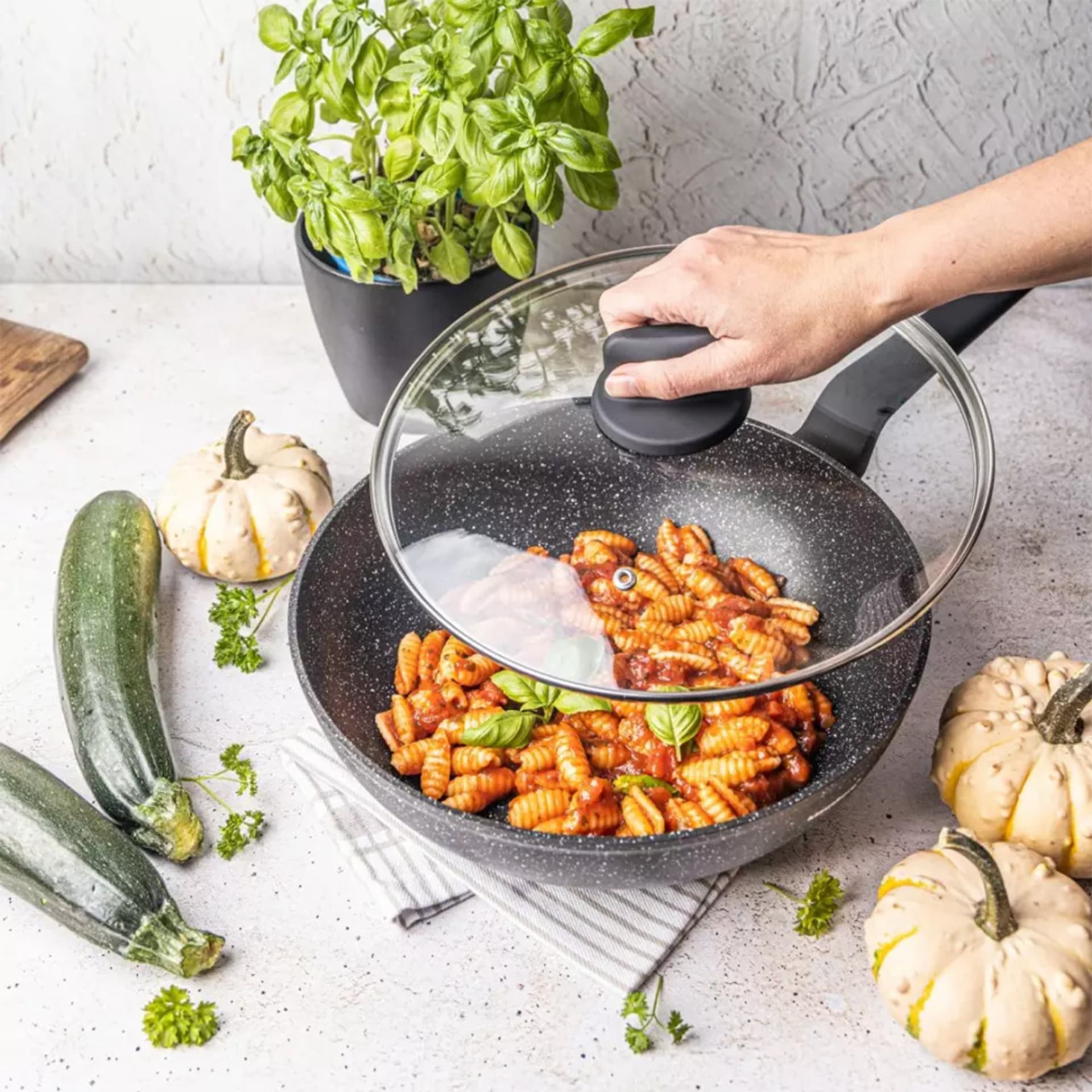 

WOK MARMURKOWY Z POKRYWĄ KLAUSBERG 28cm KB-7668