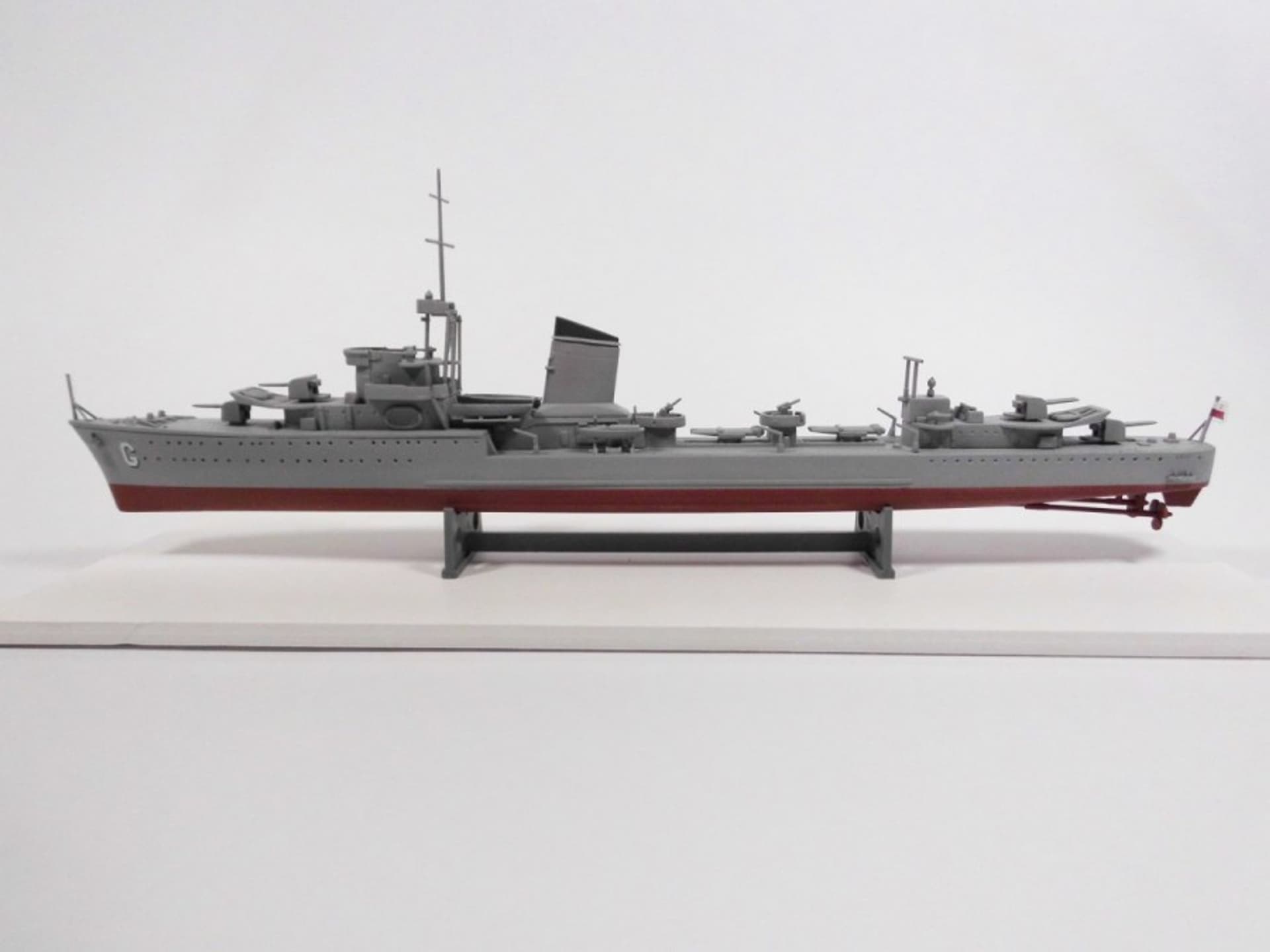 

ORP "GROM" wz.38 Polski Niszczyciel II WŚ