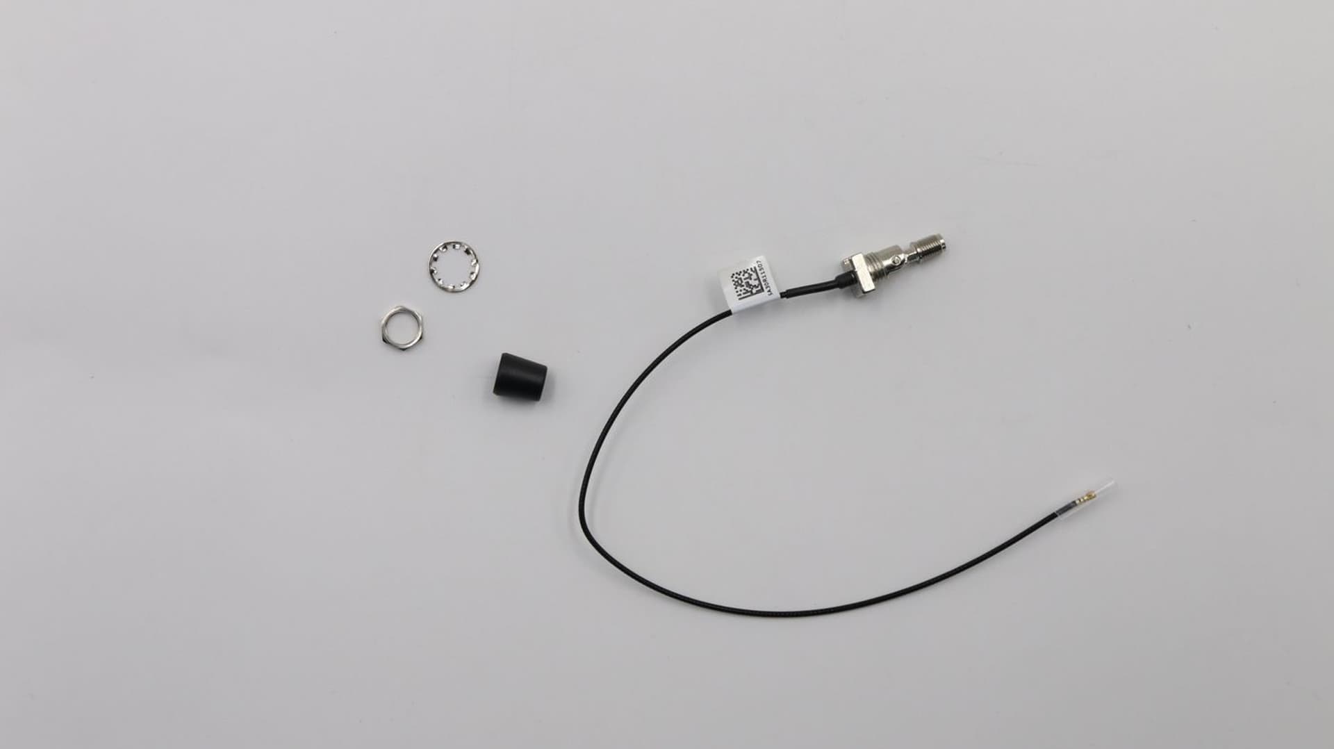 

Lenovo Cable SMA Bendable