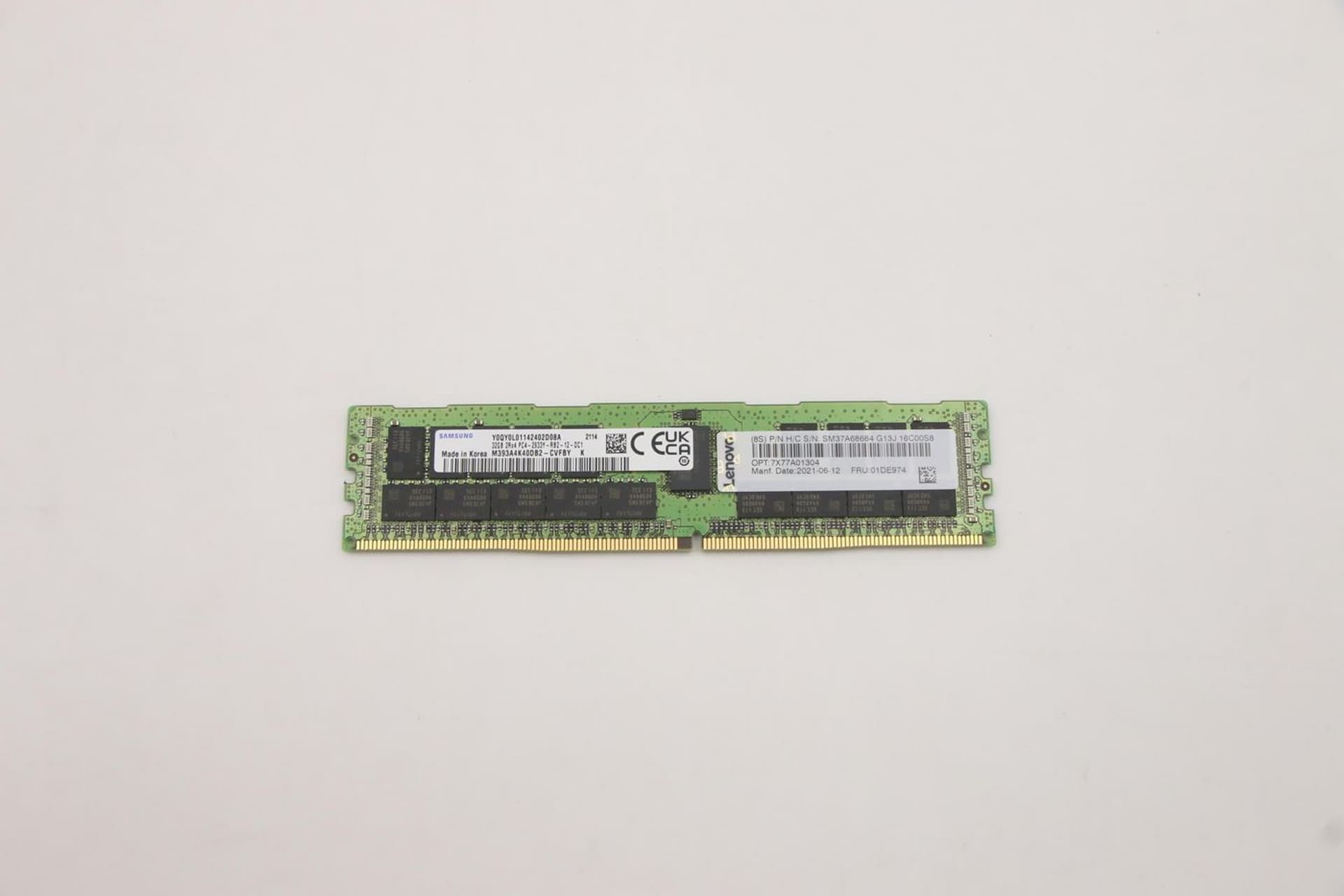 

Lenovo Memory 32GB 2RX4 PC4-2666R