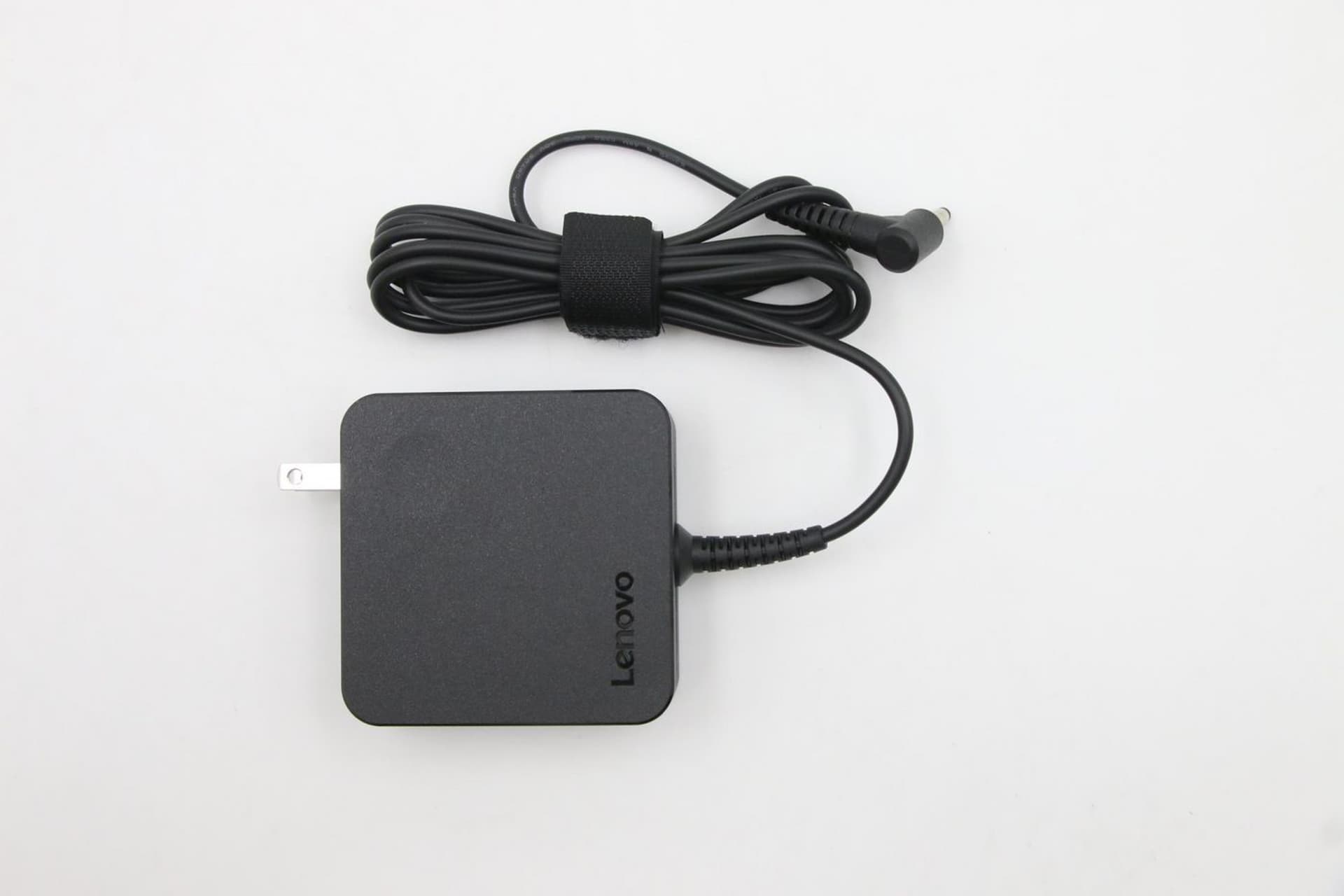 

Lenovo AC Adapter ADLX65CLGU2A 20V3.2