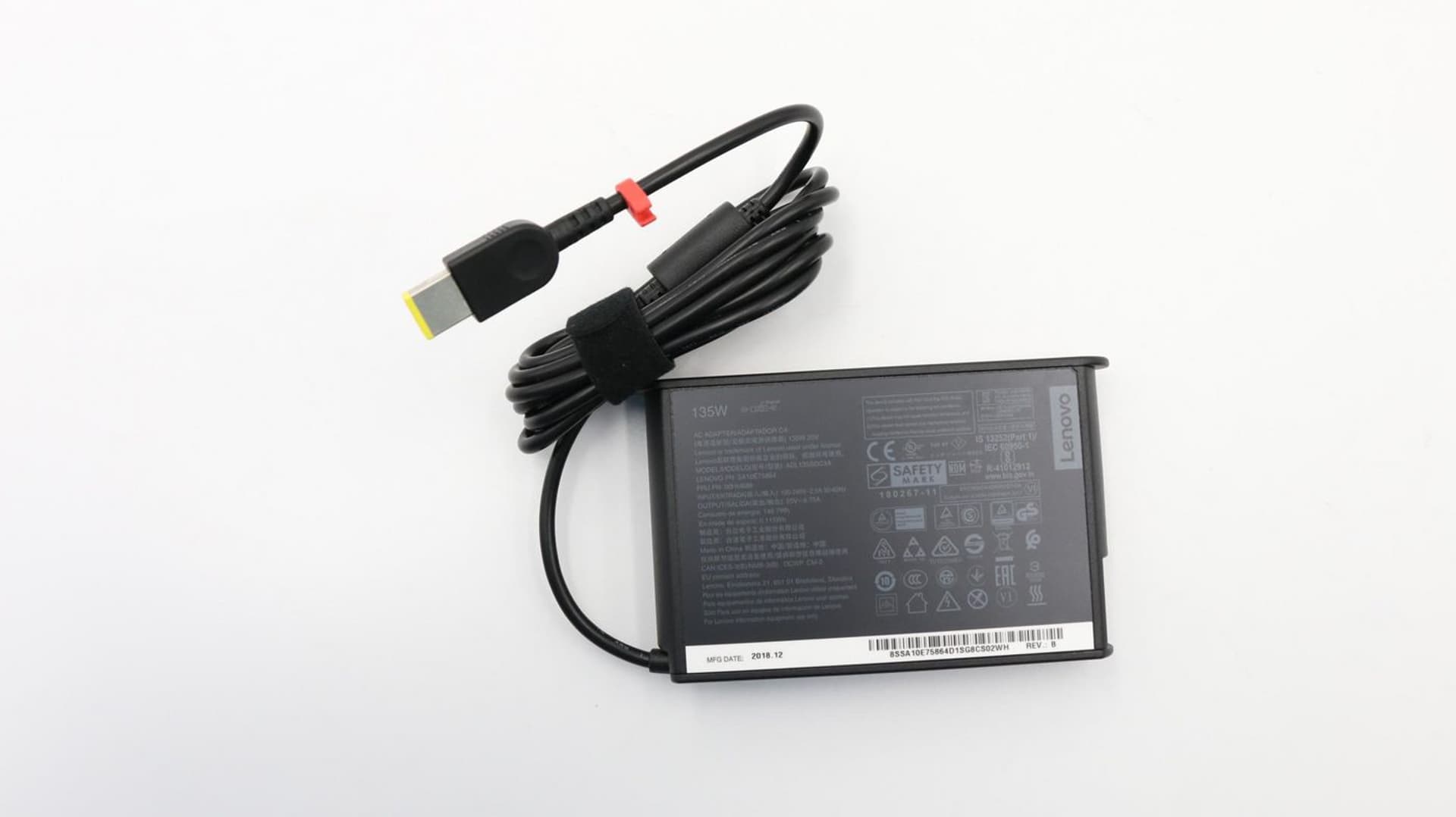 

Lenovo AC Adapter Slim 135W 20VDC 3P