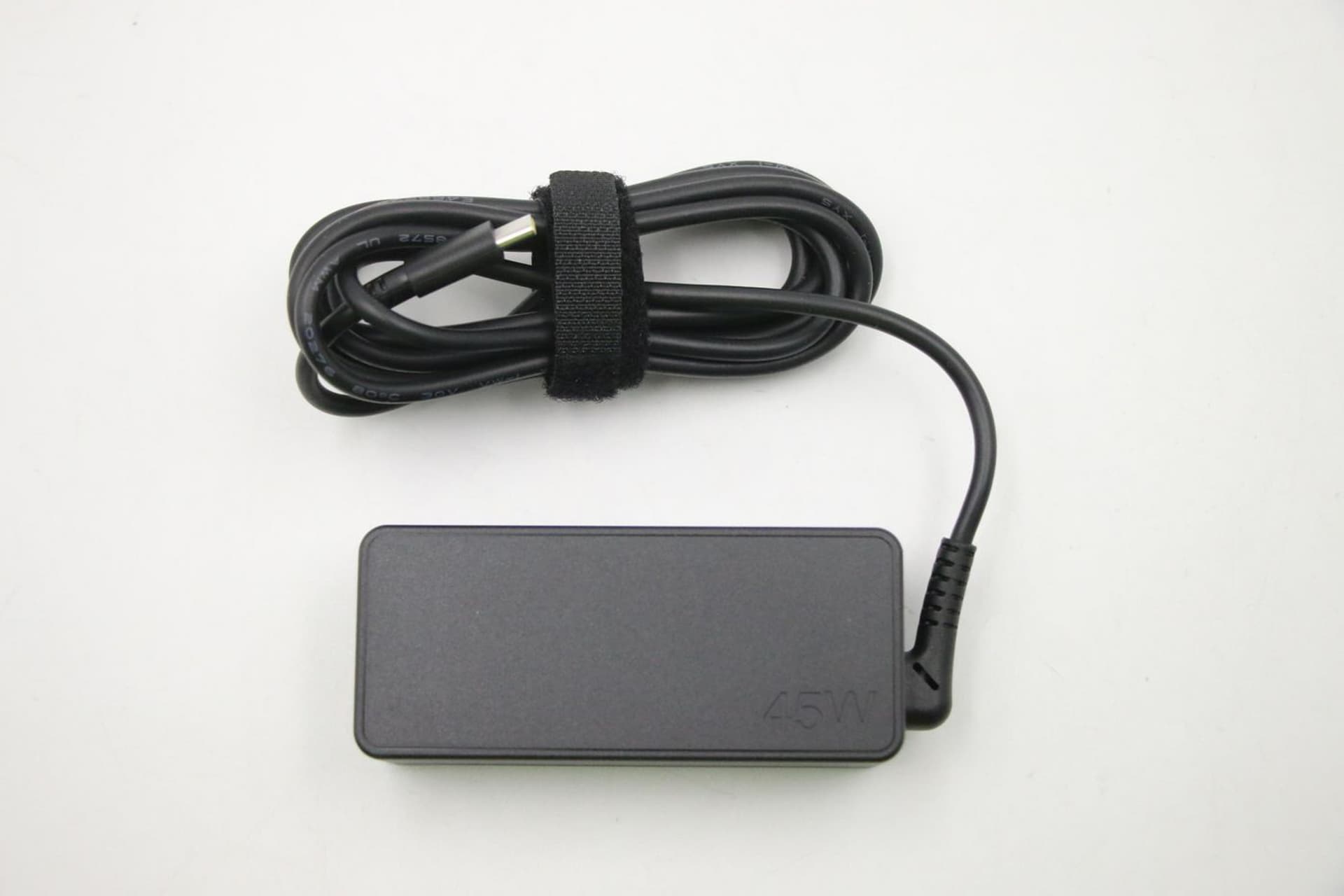 

Lenovo Chiocny AC Adapter 3.0 45W 3P
