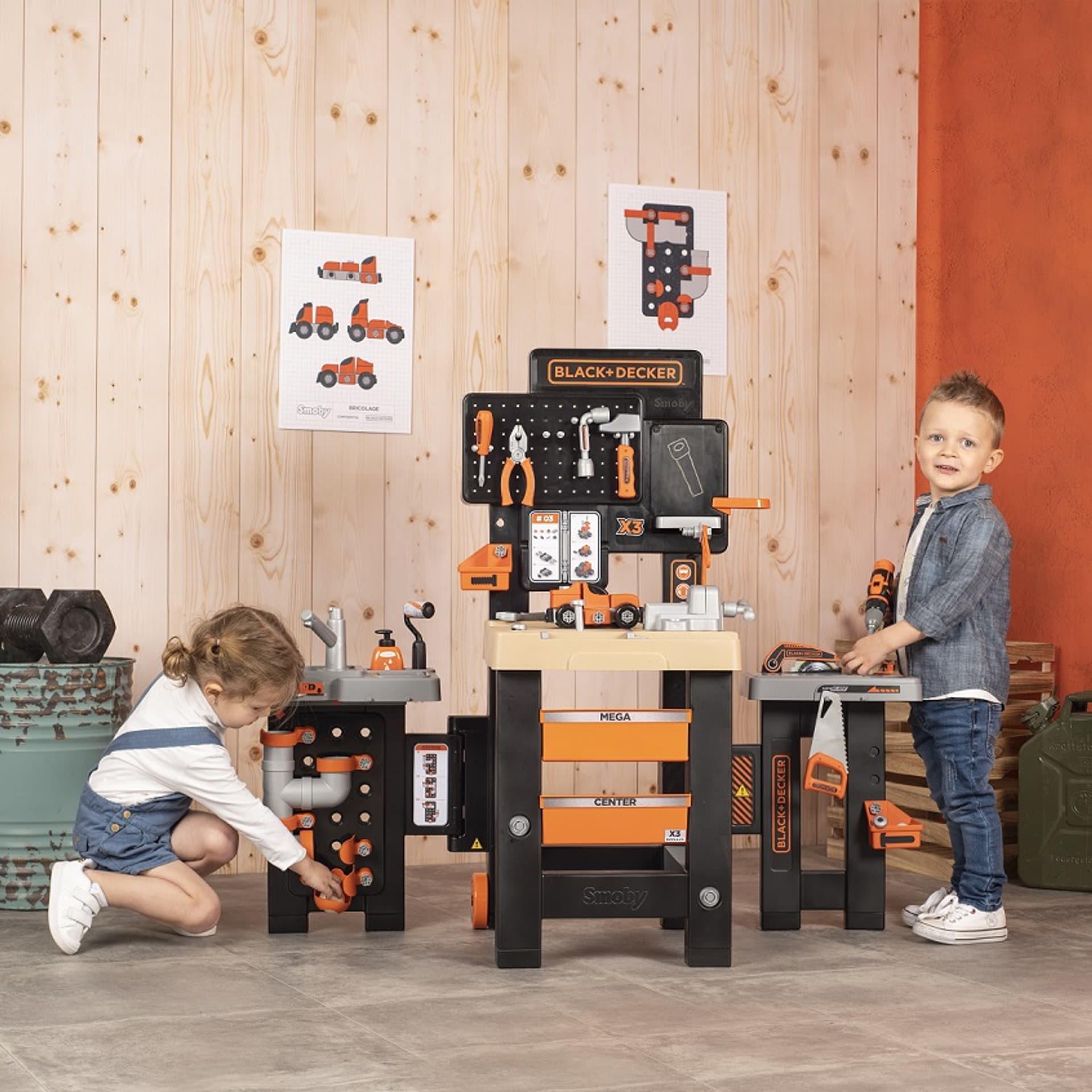 

SMOBY Black&Decker Mega Warsztat Hydraulik Malarz 3w1 100 Akcesorii