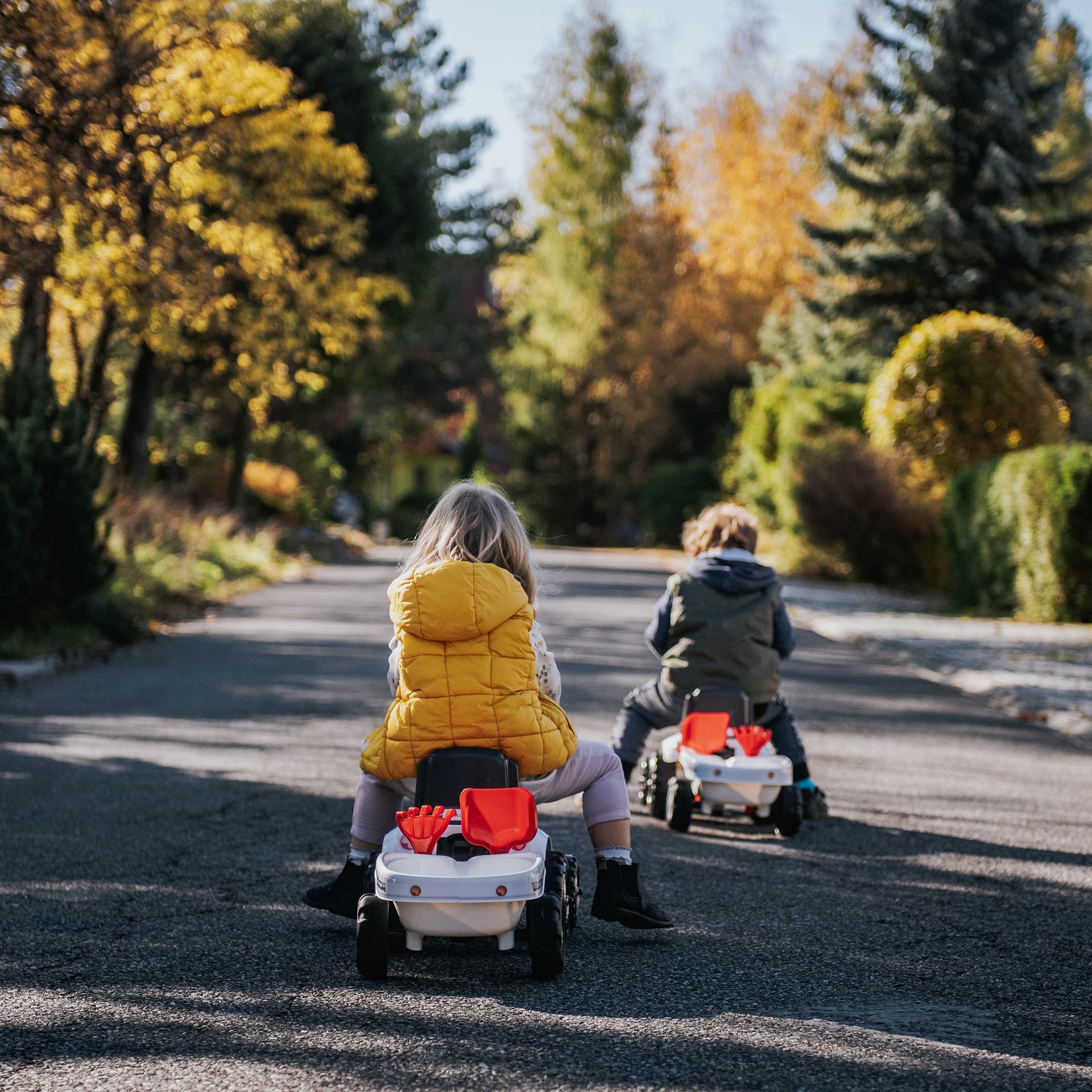 

FALK Traktorek Baby Valtra Biały z Przyczepką + akc. od 1 roku