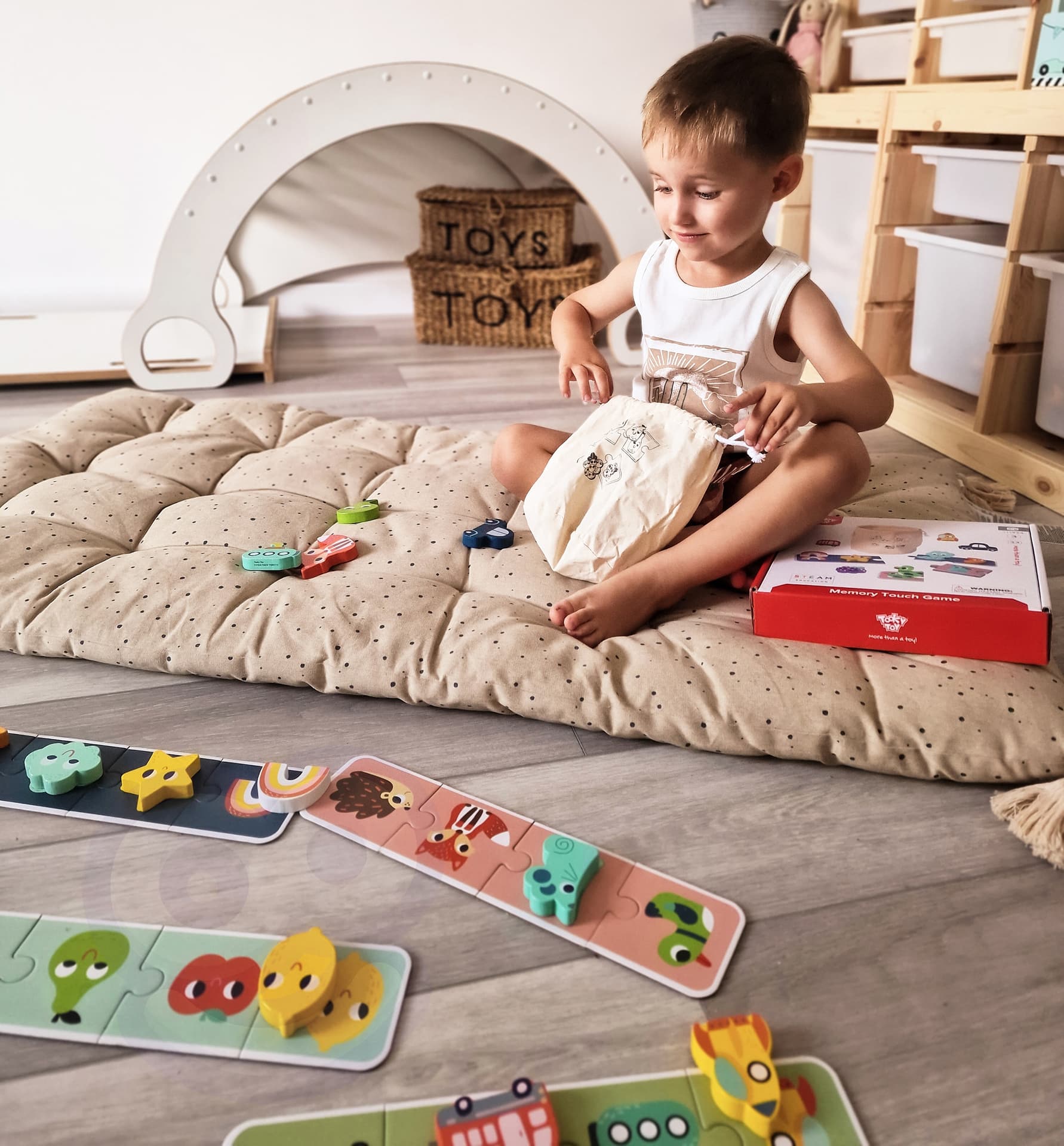 

TOOKY TOY Zabawka Sensoryczna Memory Kształty 33 el. FSC