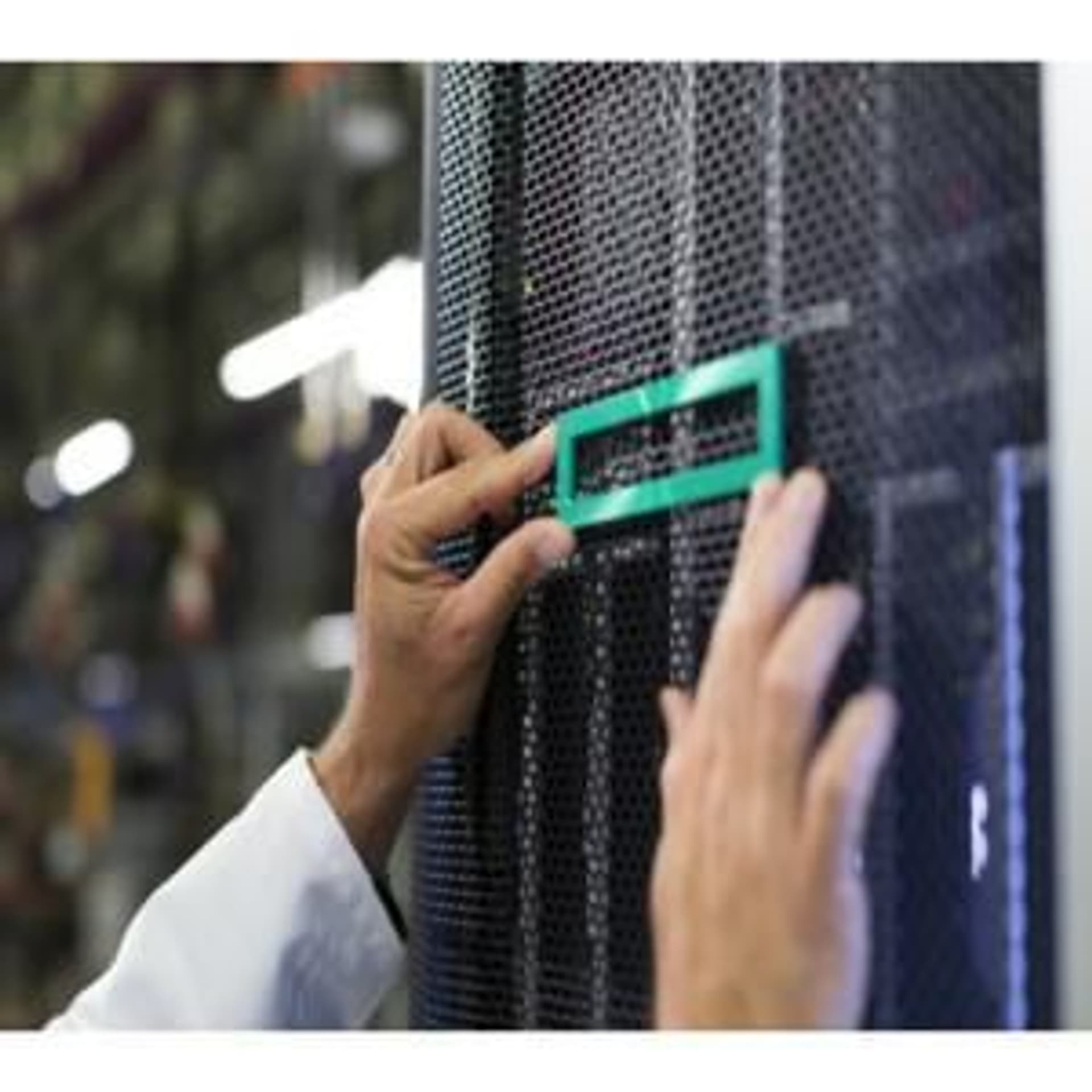 

Hewlett Packard Enterprise StoreEasy 10GbE 2-port 530T