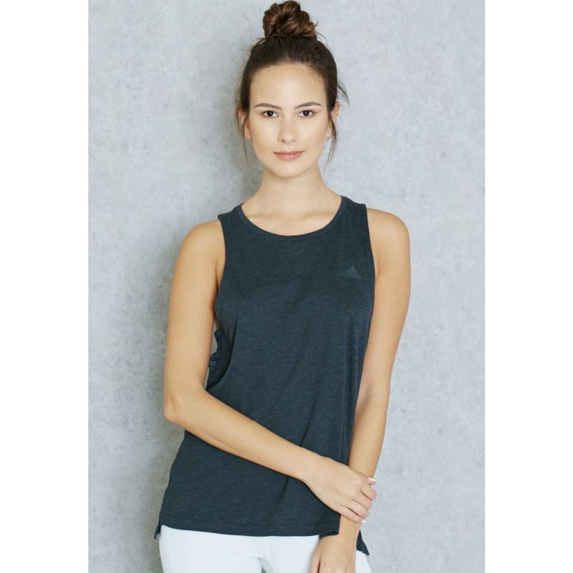 

Koszulka adidas Climacool Boxy Tank Aero W (kolor Czarny, rozmiar M)