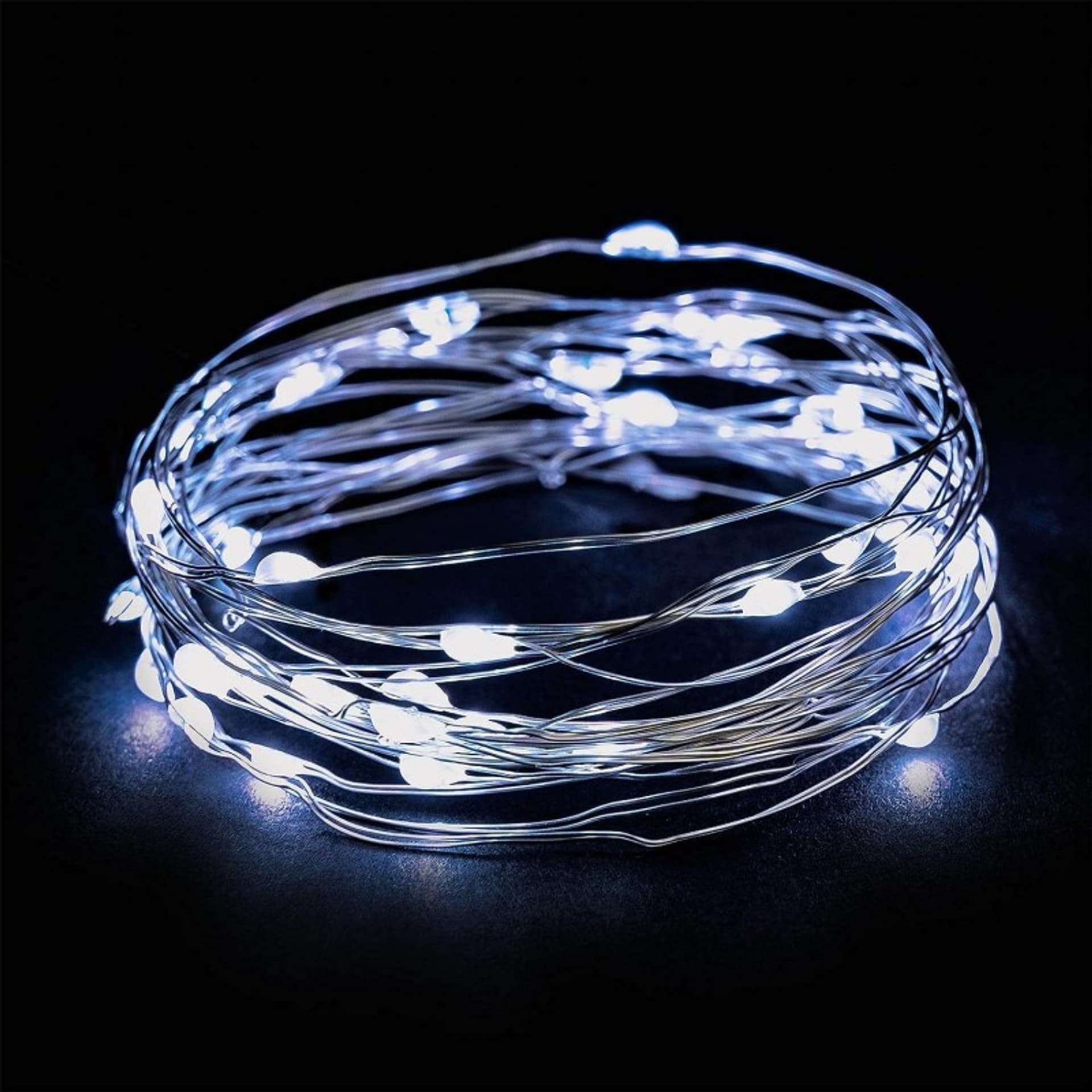

Światełka lampki na żyłce wewnętrzne 20 LED ZIMNE BIAŁE LAMP25B