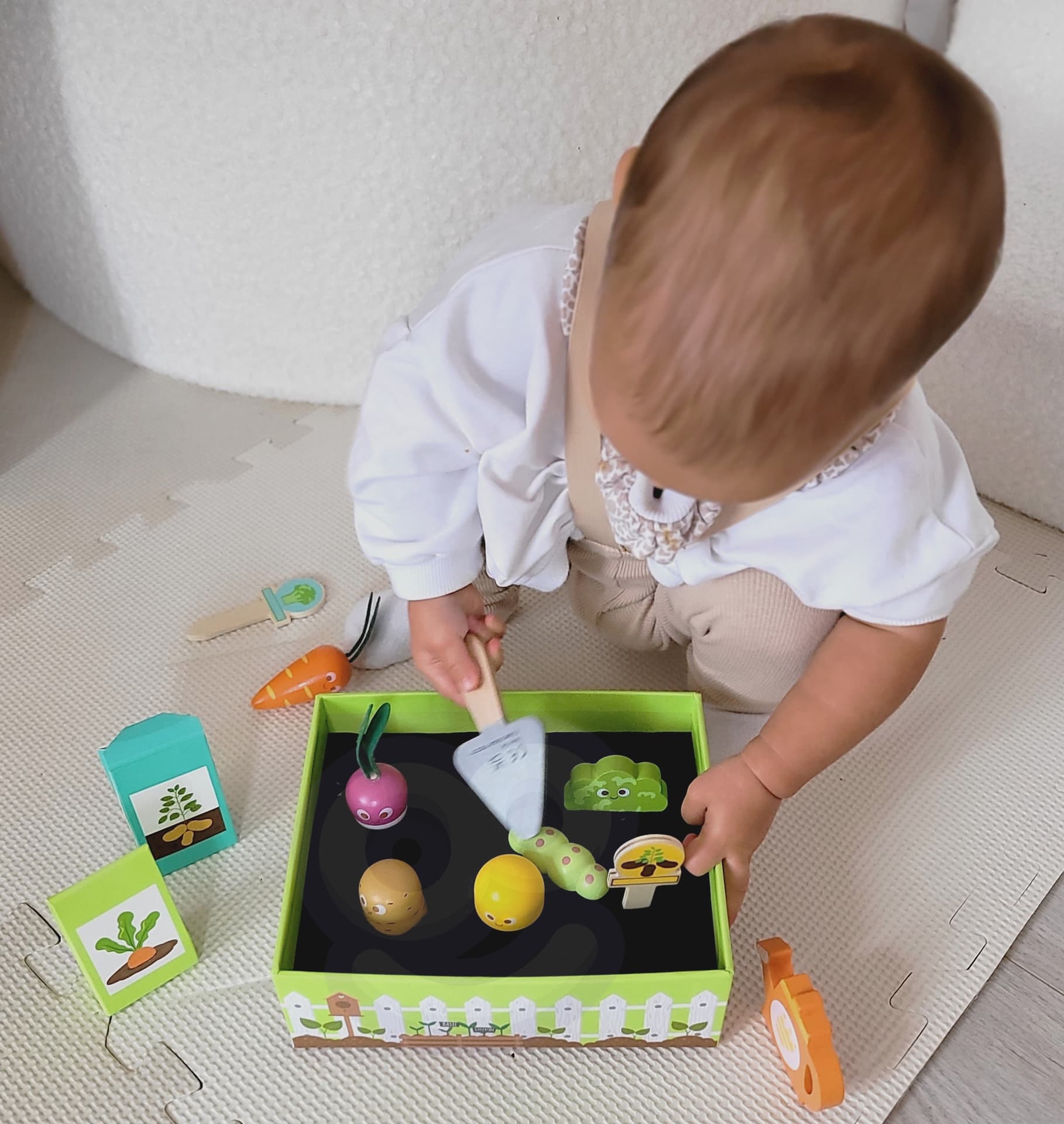 

TOOKY TOY Drewniany Ogródek Warzywny Montessori Grządka Zestaw Ogrodnik