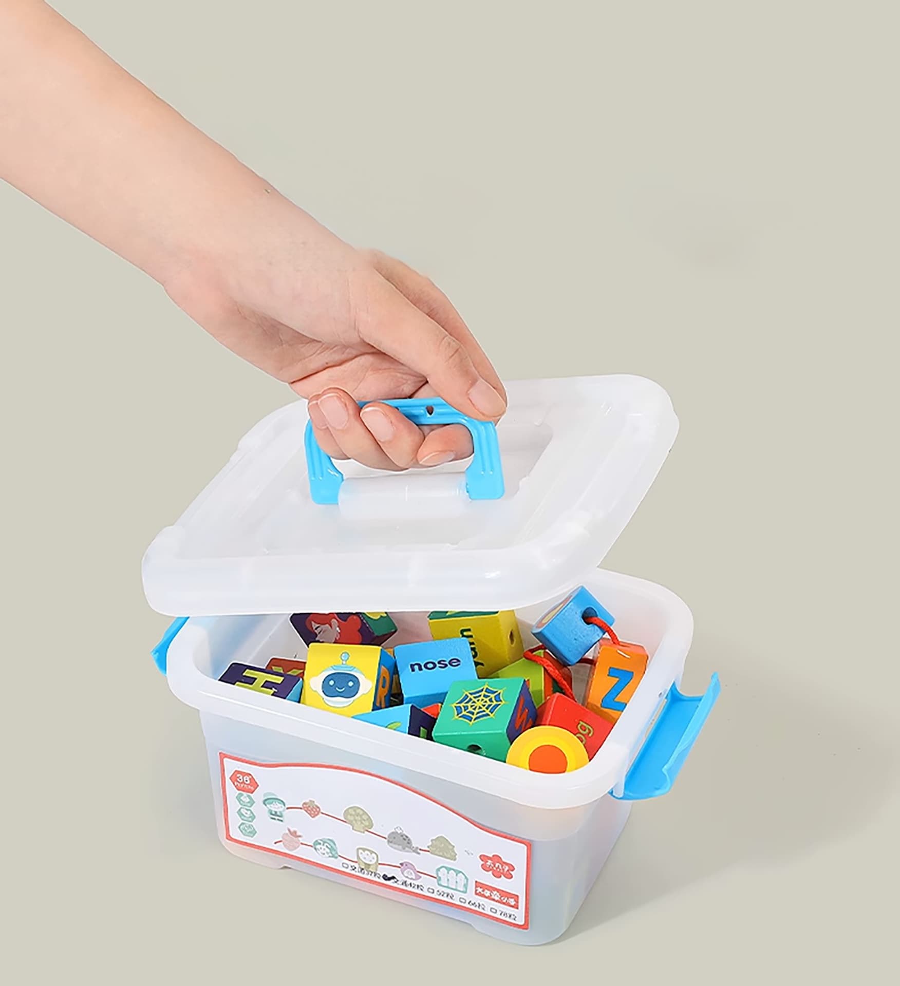 

KORALIKI KLOCKI DREWNIANE DO NAWLEKANIA MONTESSORI 42 EL. ALFABET