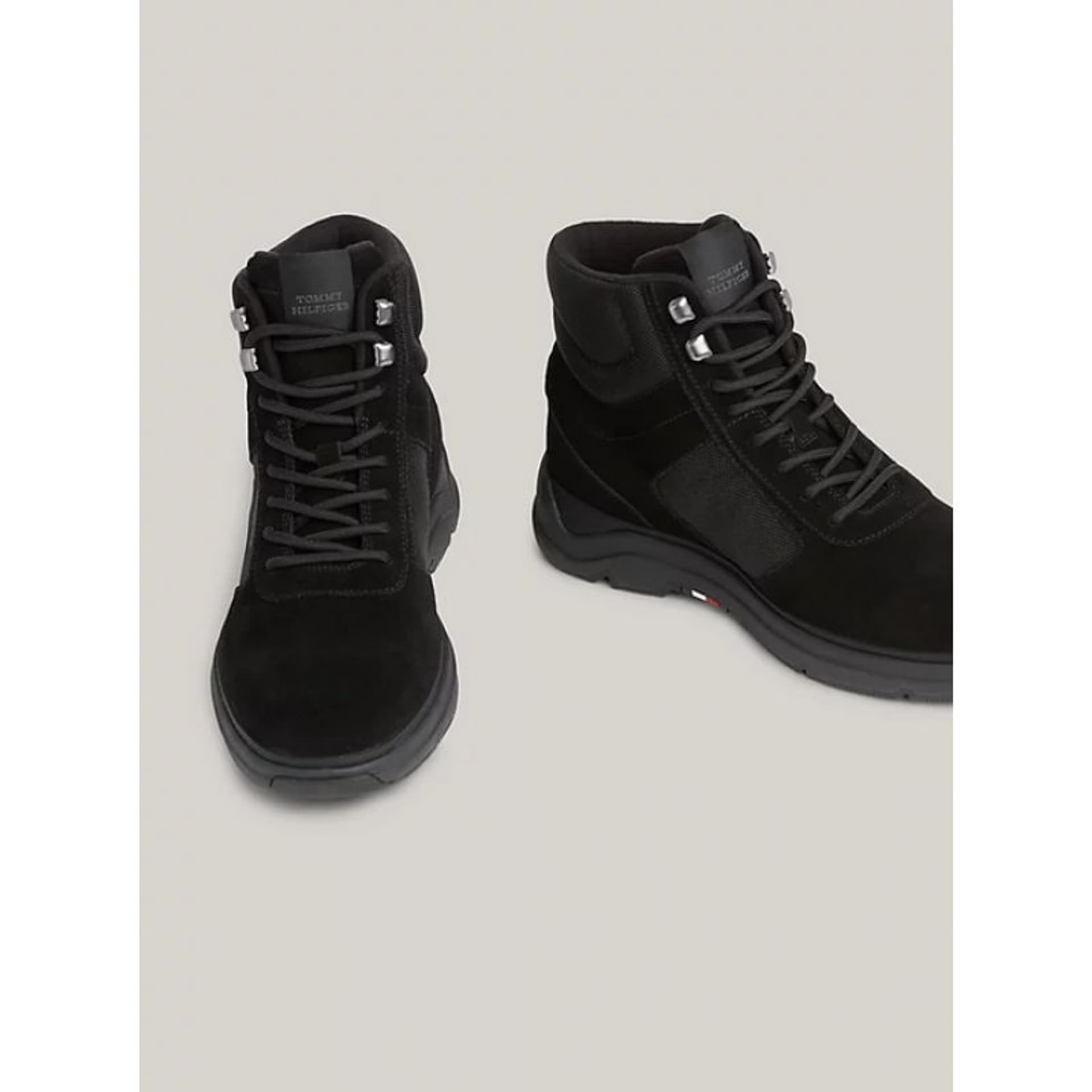 

Buty Tommy Hilfiger Core W Mix Cordura Hybrid Boot M (kolor Czarny, rozmiar 45)