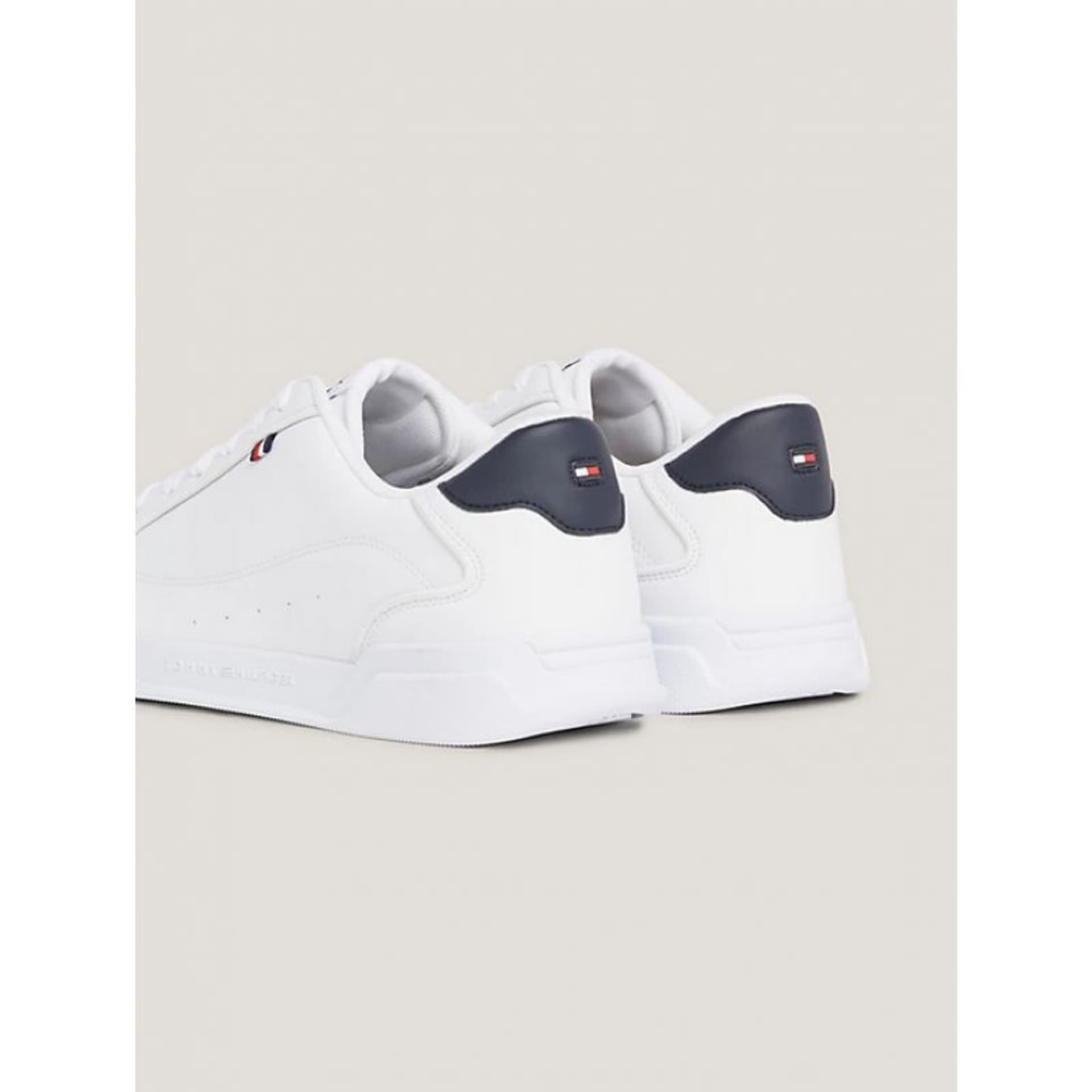 

Buty Tommy Hilfiger Lo Cup Lth M (kolor Biały, rozmiar 44)