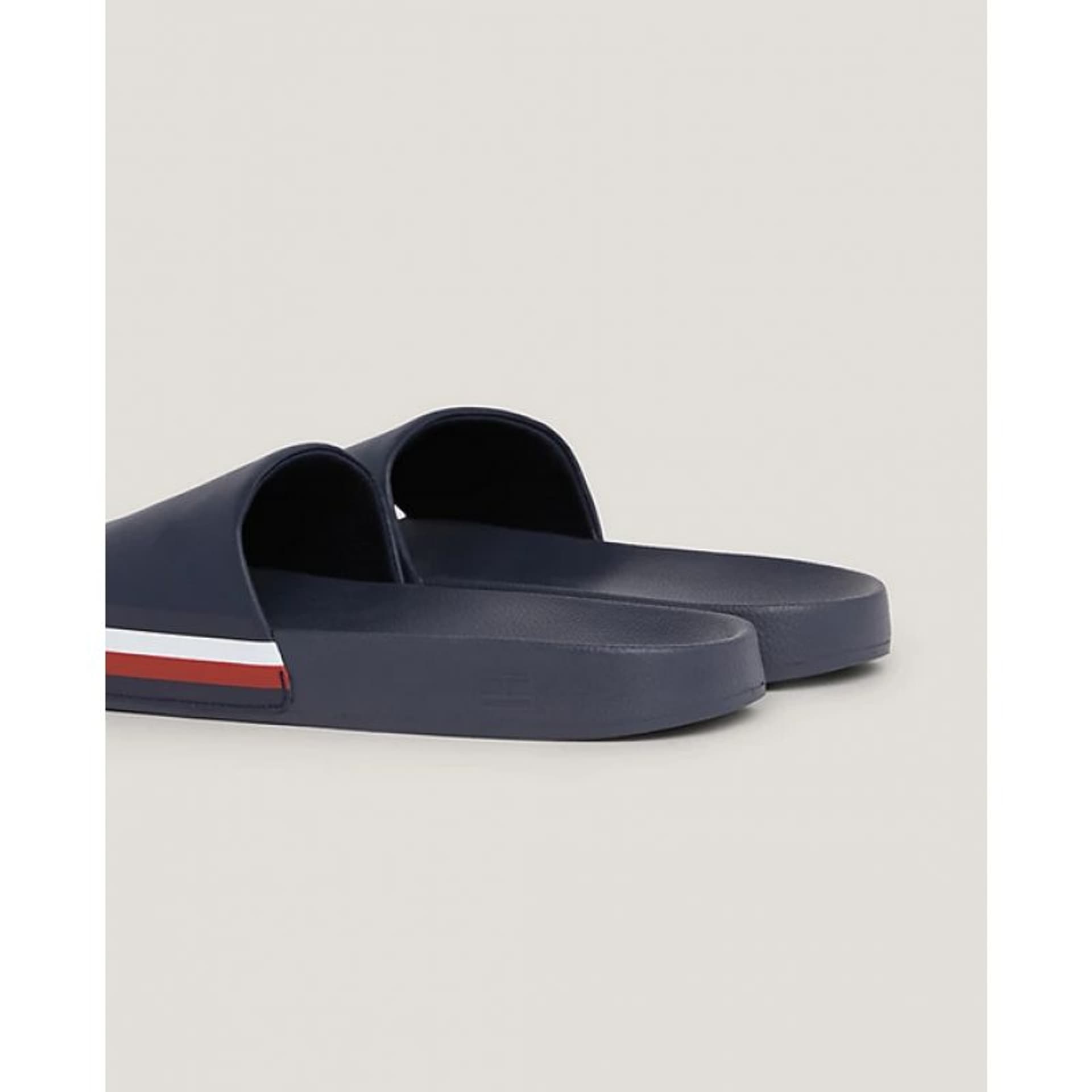 

Klapki Tommy Hilfiger Corporate Hilfiger Pool Slide M (kolor Granatowy, rozmiar 41)