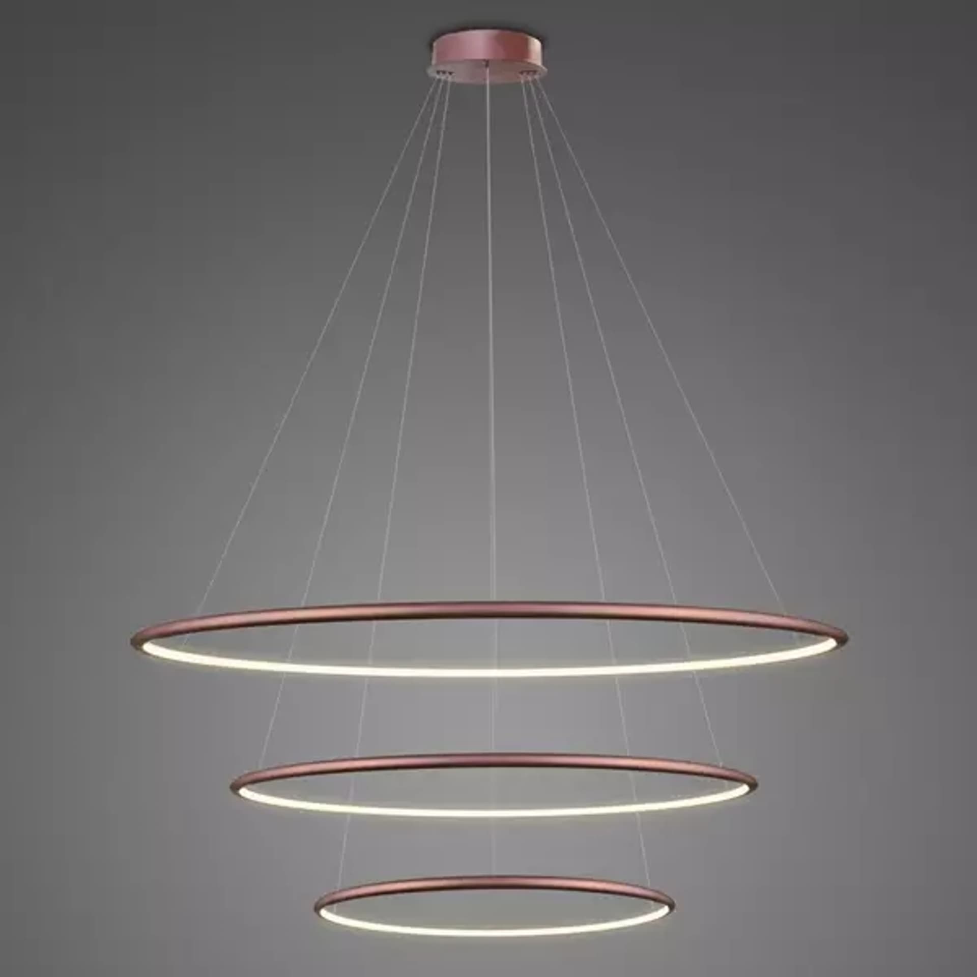 

Lampa wisząca Ledowe Okręgi No.3 Φ80 cm in 3k różowe złoto Altavola Design (Barwa światła delikatnie ciepła, Kierunek padania światła do wewnątrz, Kolor różowe złoto, Możliwość ściemniania nie)