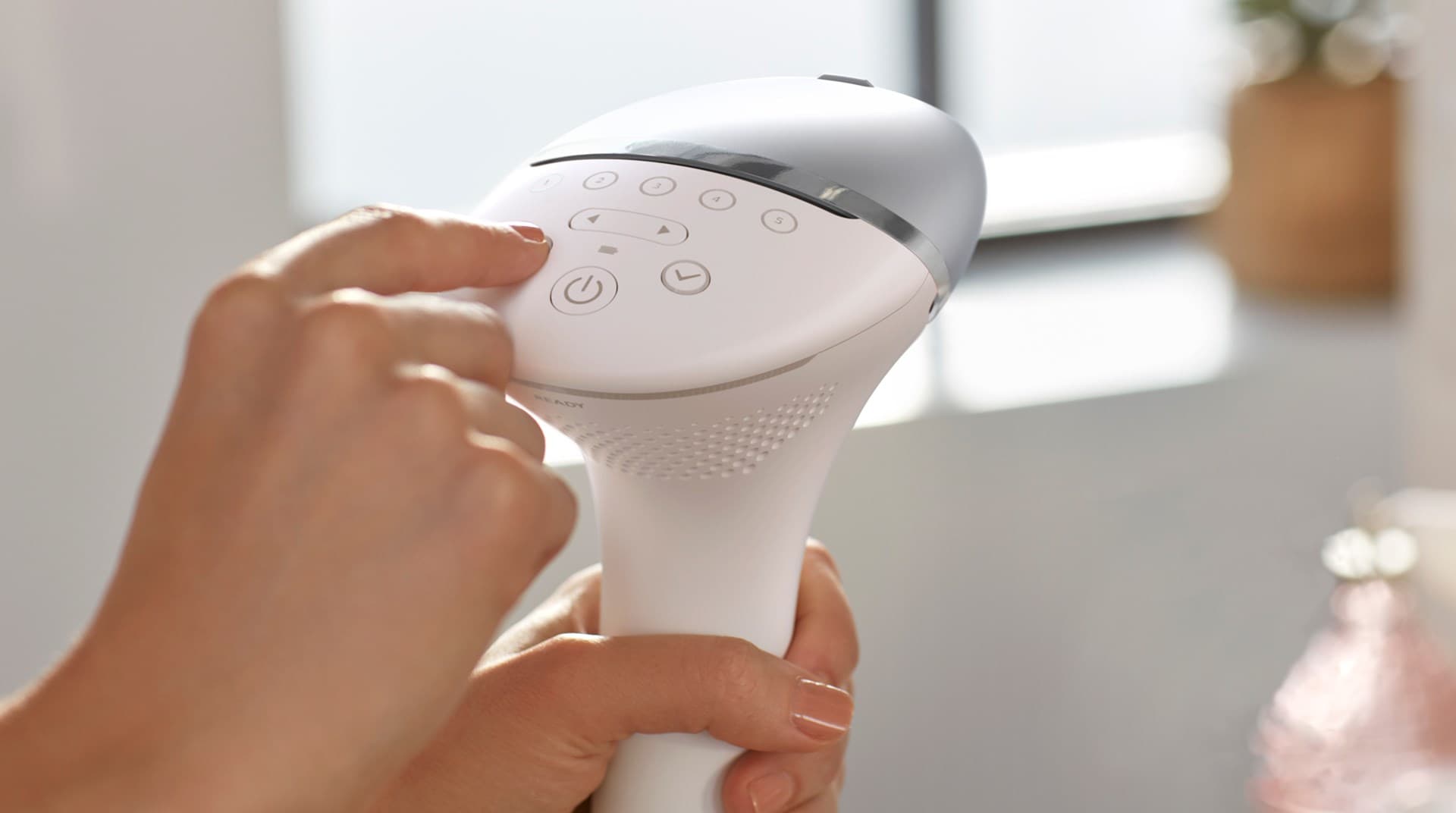 

Depilacjia światłem PHILIPS LUMEA BRI 940/00