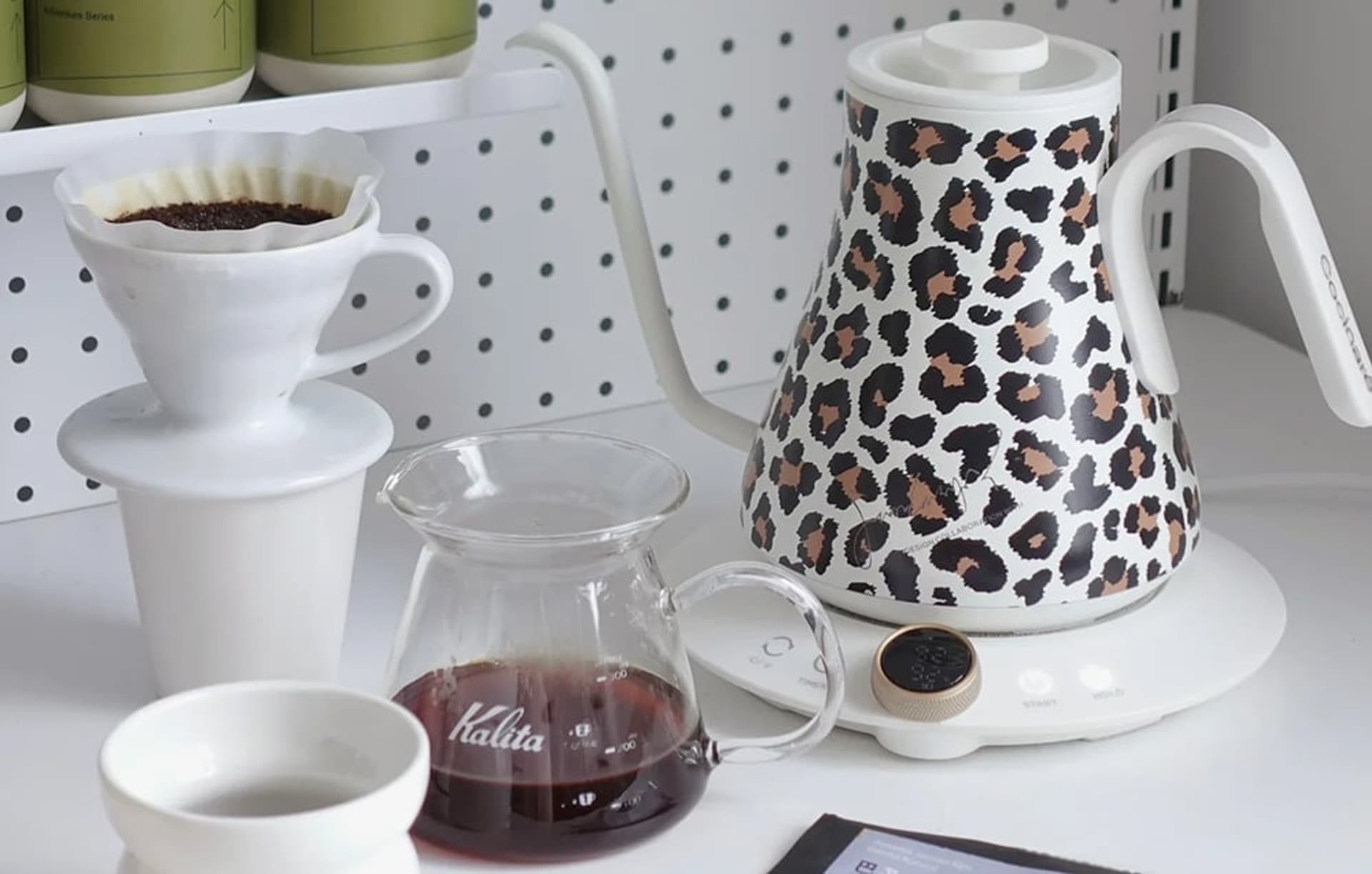 

Czajnik do kawy Gooseneck Cocinare Leopard