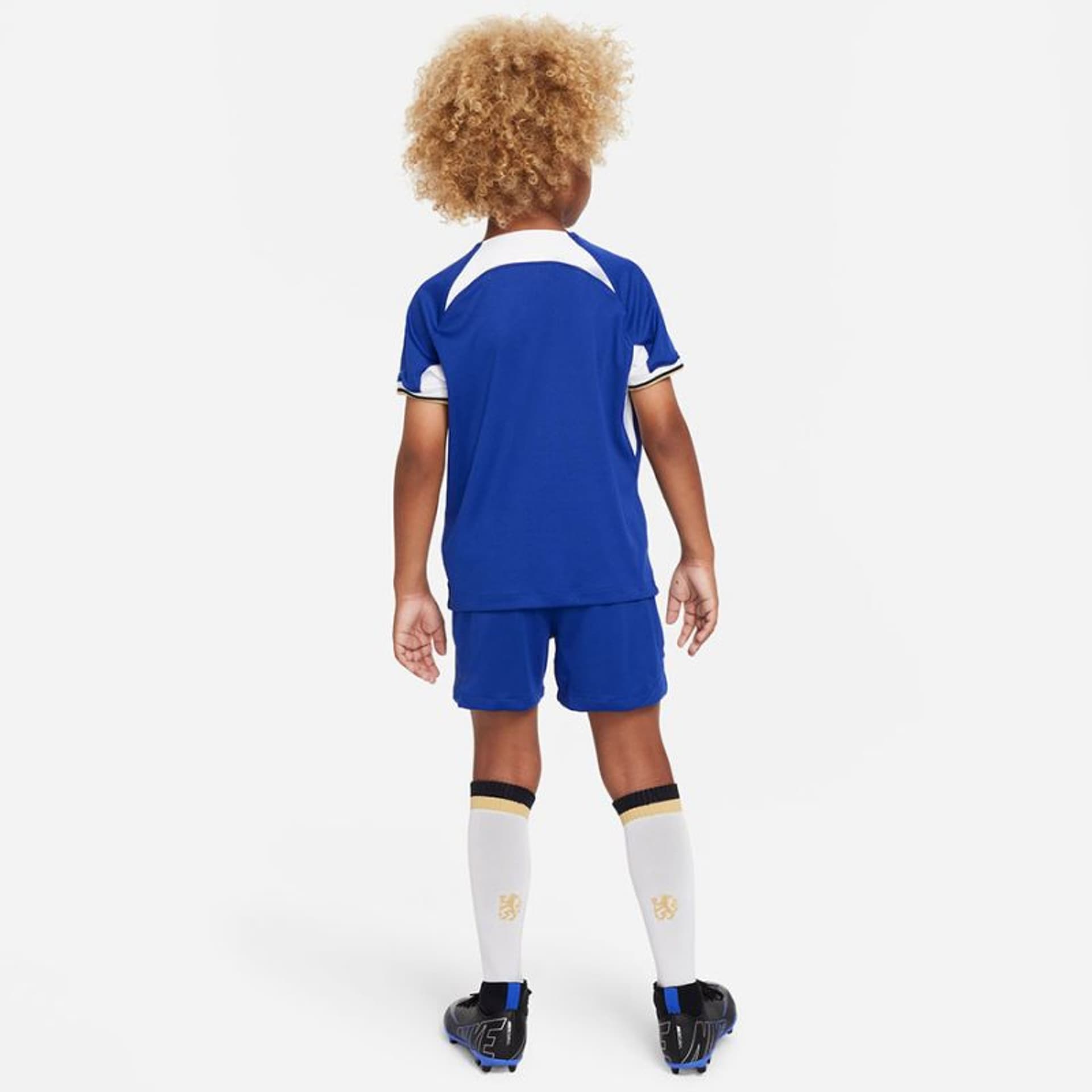 

Komplet piłkarski Nike Chelsea FC 2023/24 JSY Stadium Home Jr (kolor Niebieski, rozmiar L)