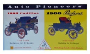 

Model plastikowy - Pionierzy motoryzacji Auto Pioneers - 1903 Cadillac / 1900 Packard - Glencoe Models (2szt)