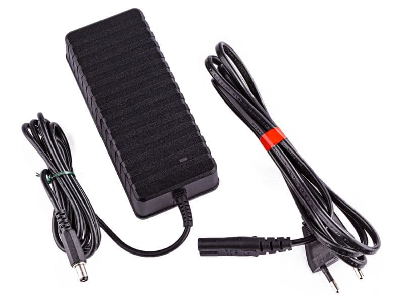 

Uniwersalny Zasilacz Impulsowy Do Ładowarek 5A 12V 60W