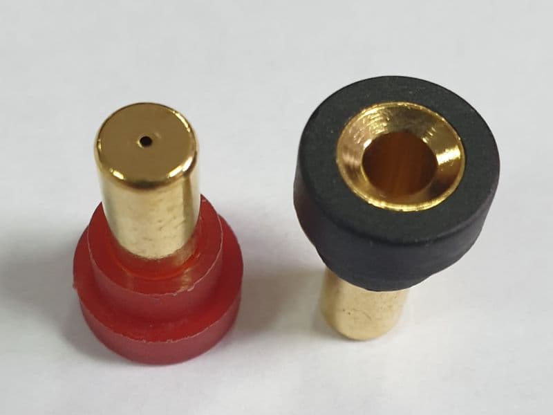 

Gniazdo pod banan 4mm - długie (para)