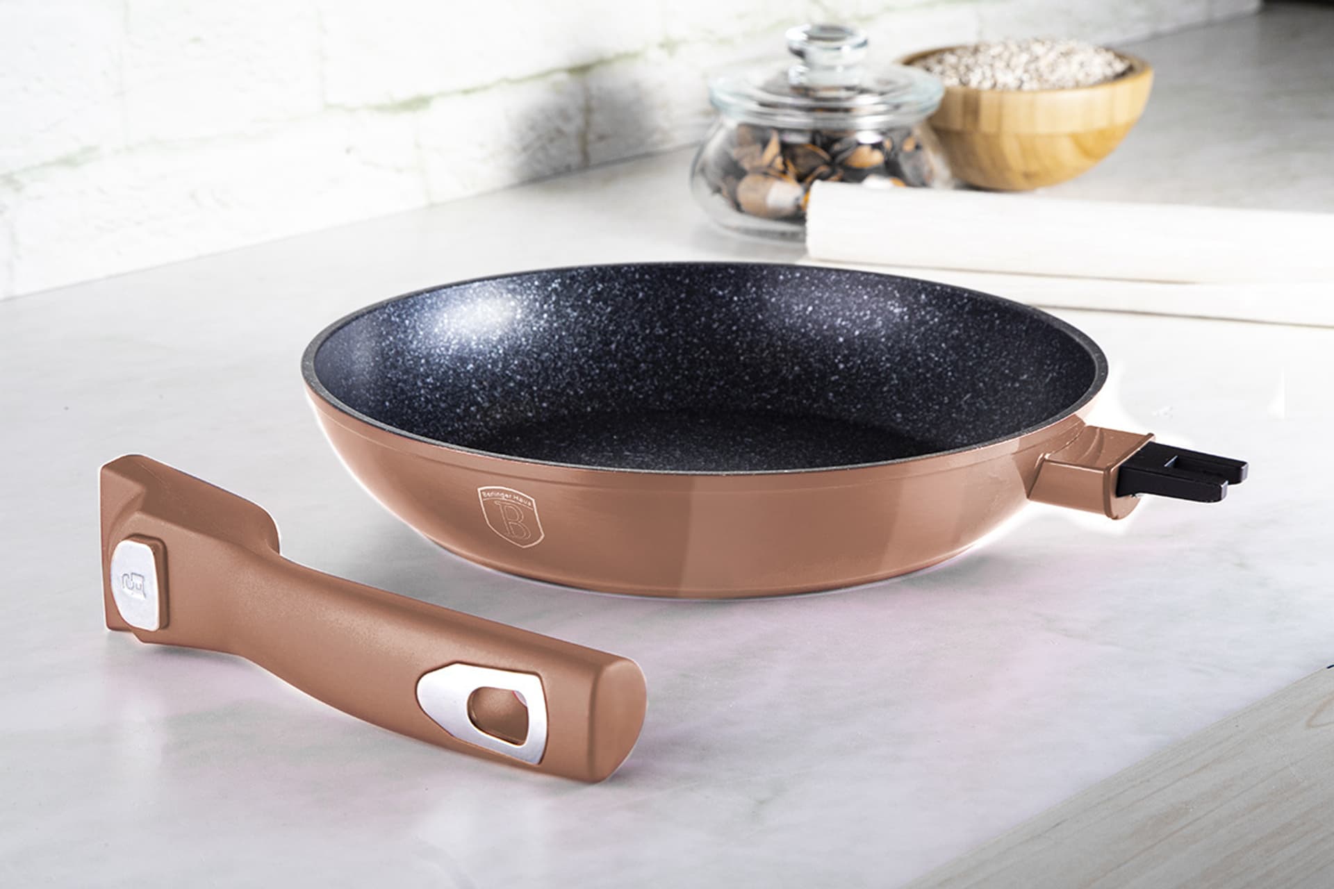 

PATELNIA GRANITOWA 28cm BERLINGER HAUS BH-1949 ROSE GOLD