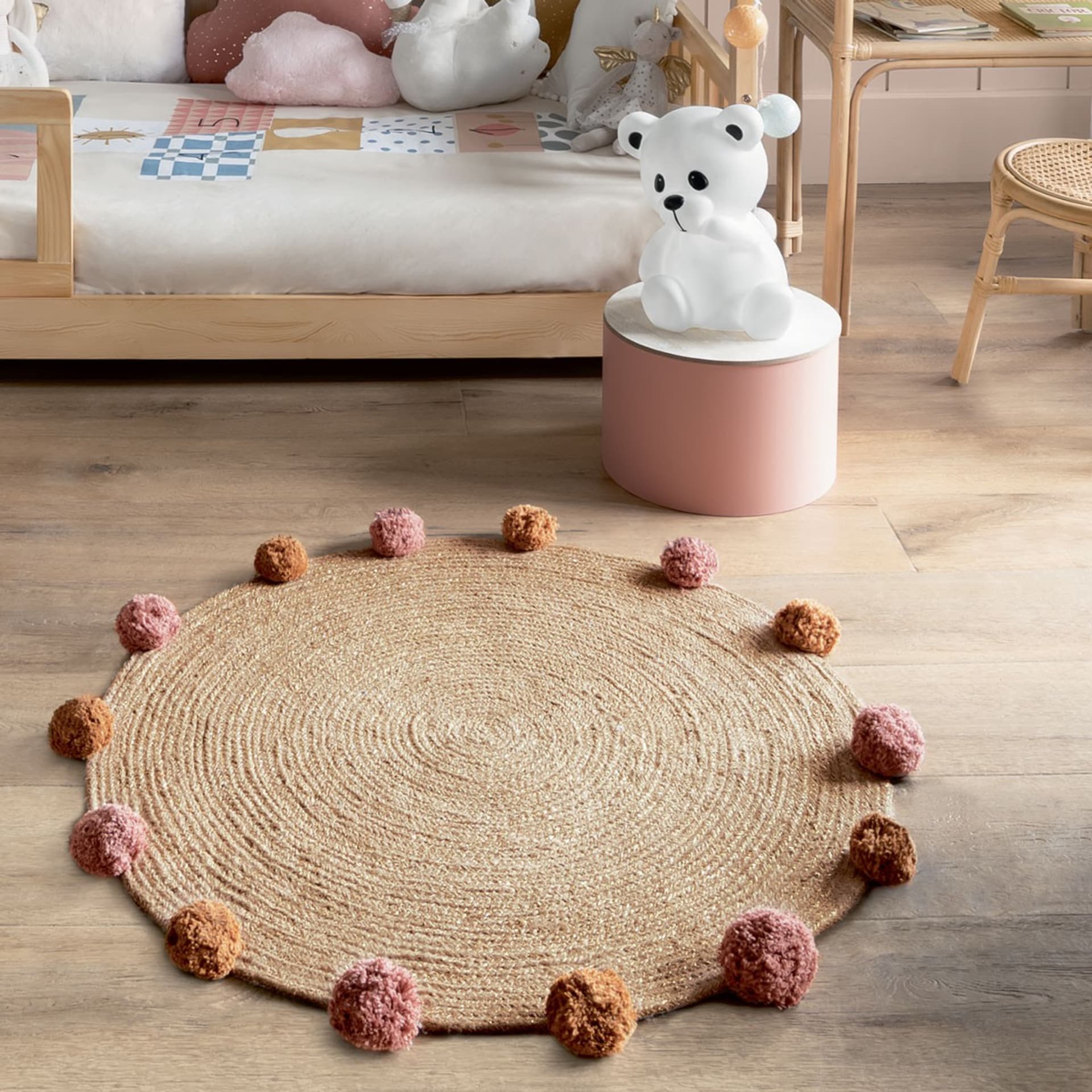 

Jutowy dywan dla dzieci Pompoms 78 cm