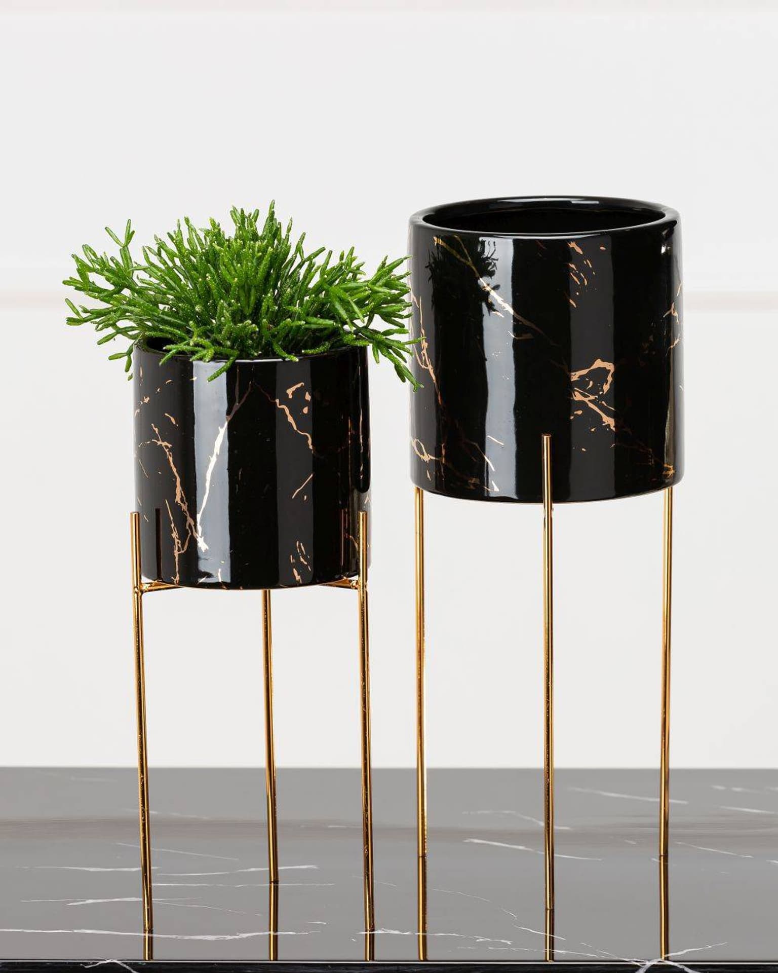 

Doniczka Nila Black 32 cm