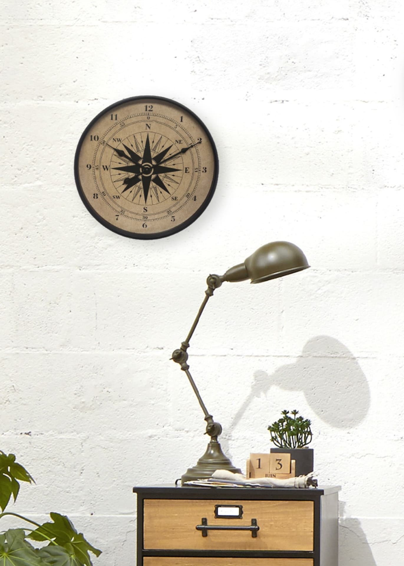 

Zegar ścienny Compass 38 cm