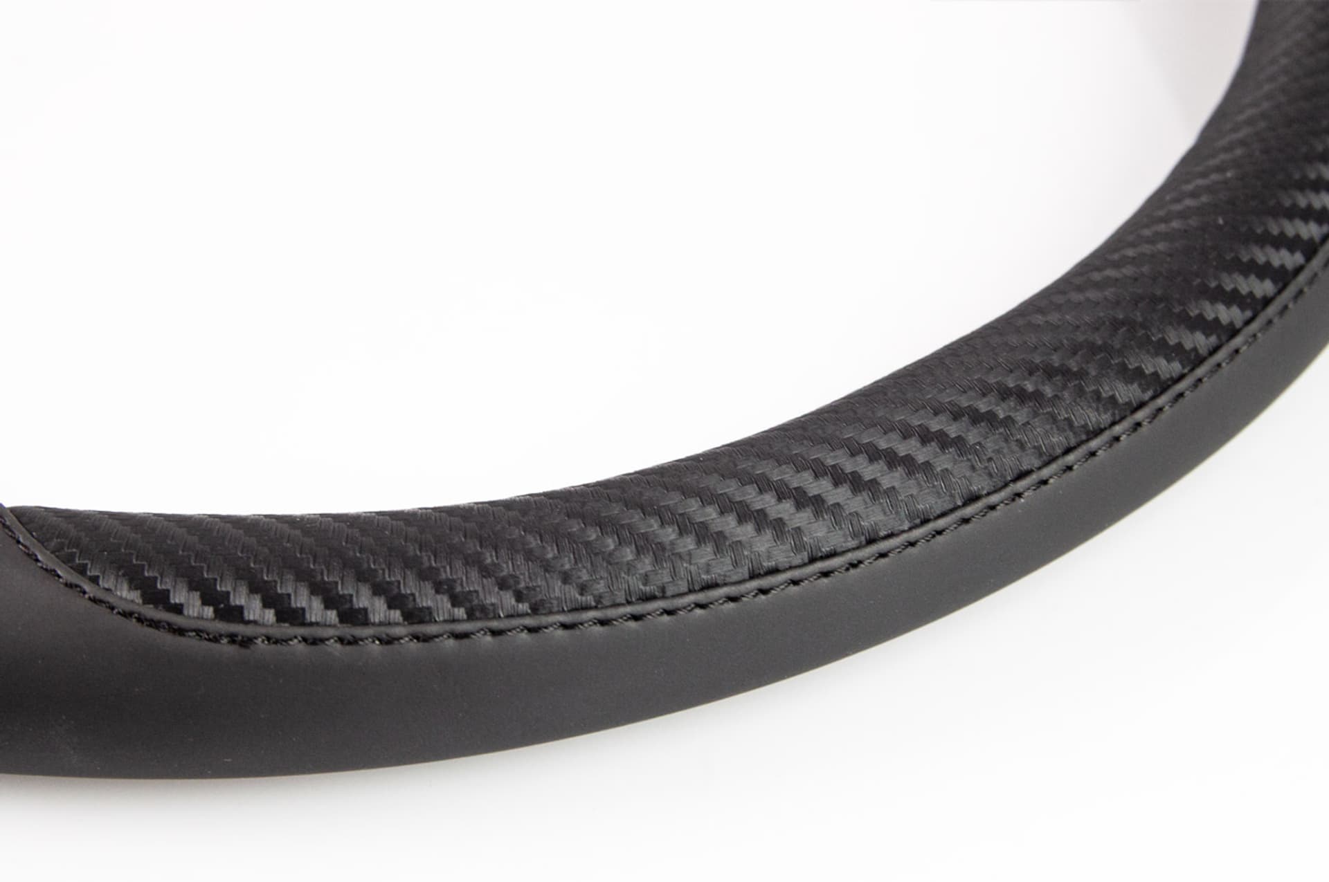 

Pokrowiec nakładka na kierownicę samochodową m 37-39cm swc-17-m amio-01694
