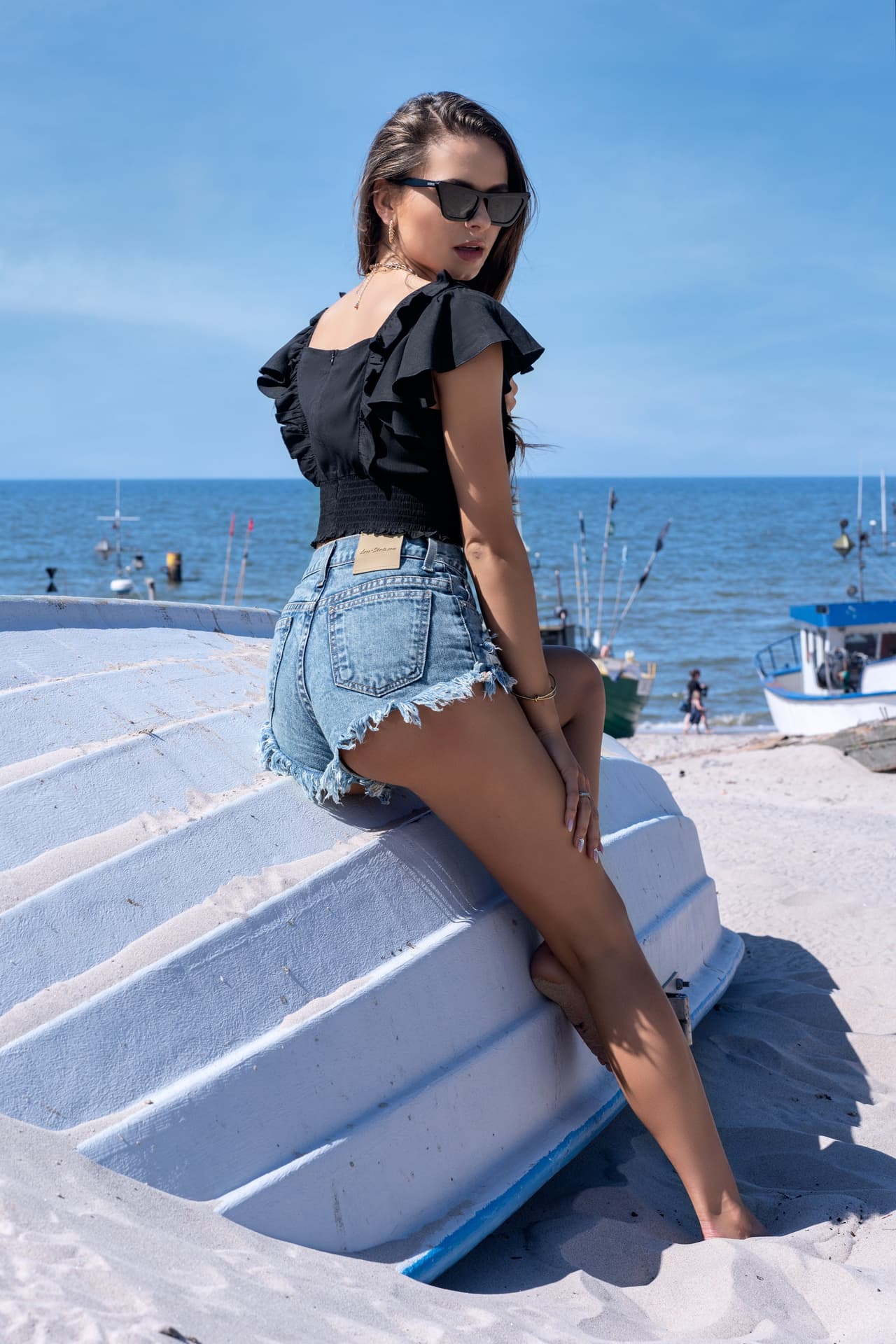 

Bluzka Darita B27 Black (Rozmiar M)