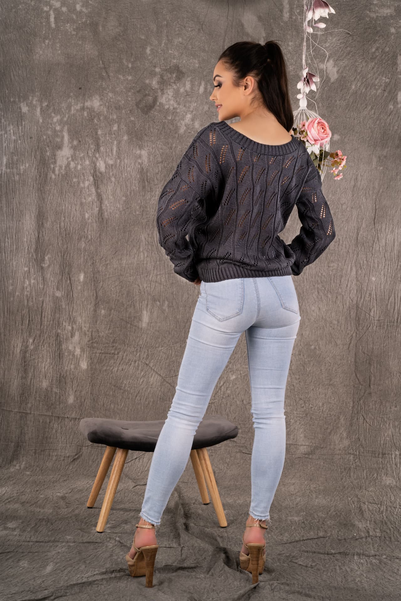 

Sweter Gloris Graphite (Rozmiar L/XL)