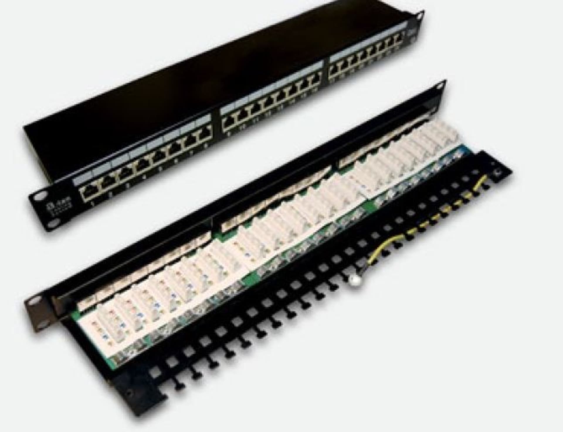 

Patchpanel FTP 24 porty kat 5e pełny