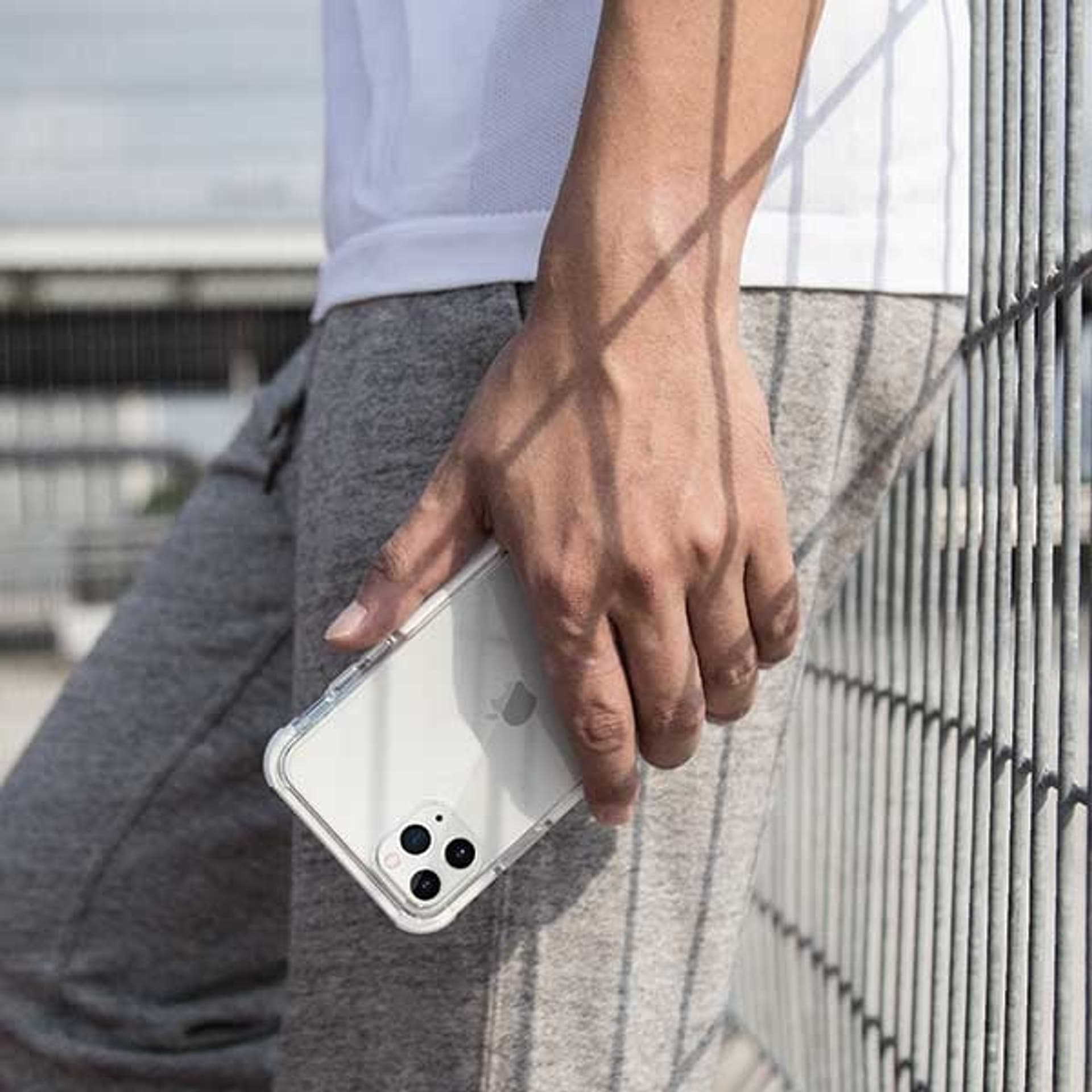 

UNIQ etui Combat iPhone 11 Pro biały/blanc white